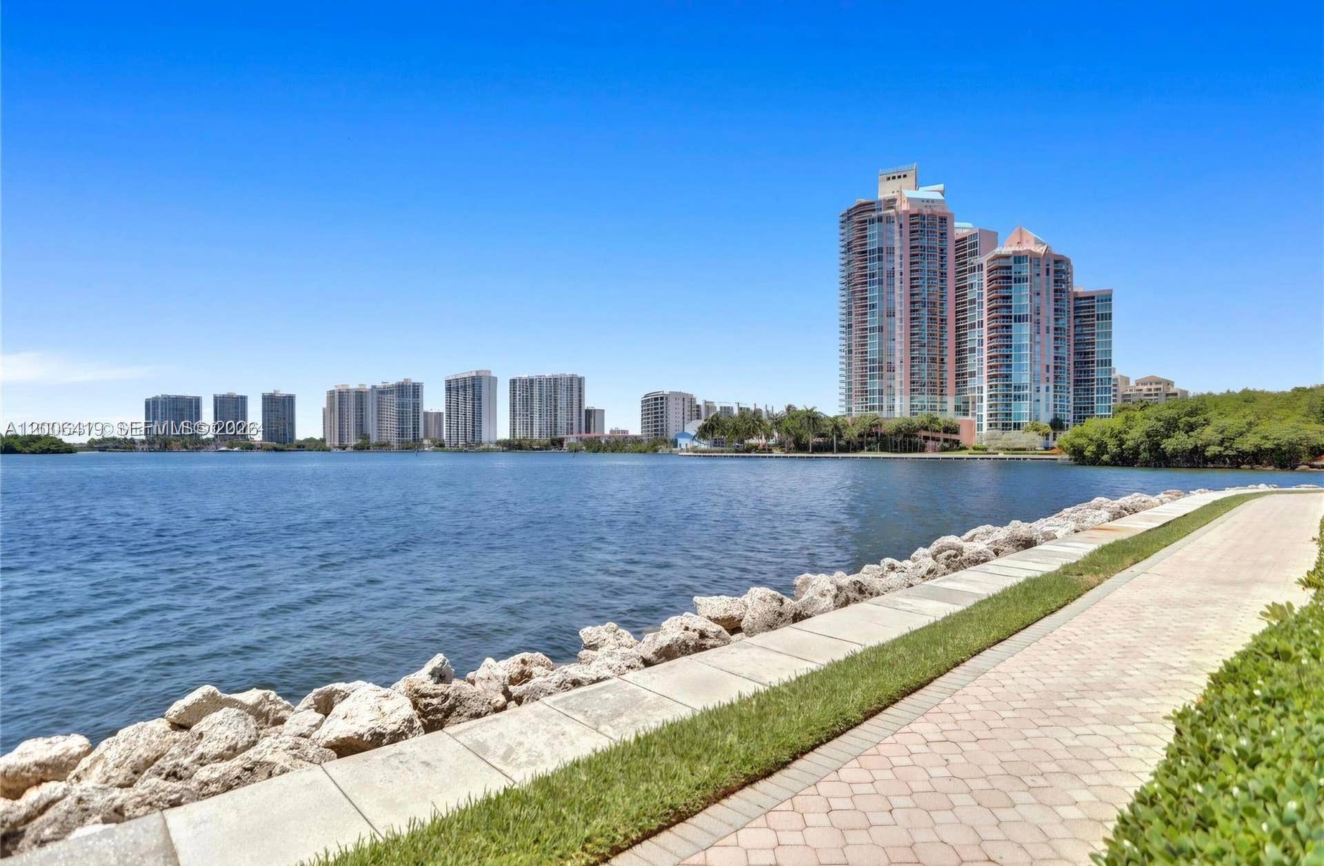 3600 MYSTIC POINTE Drive, #1202, Aventura, FL 33180 1000170768
