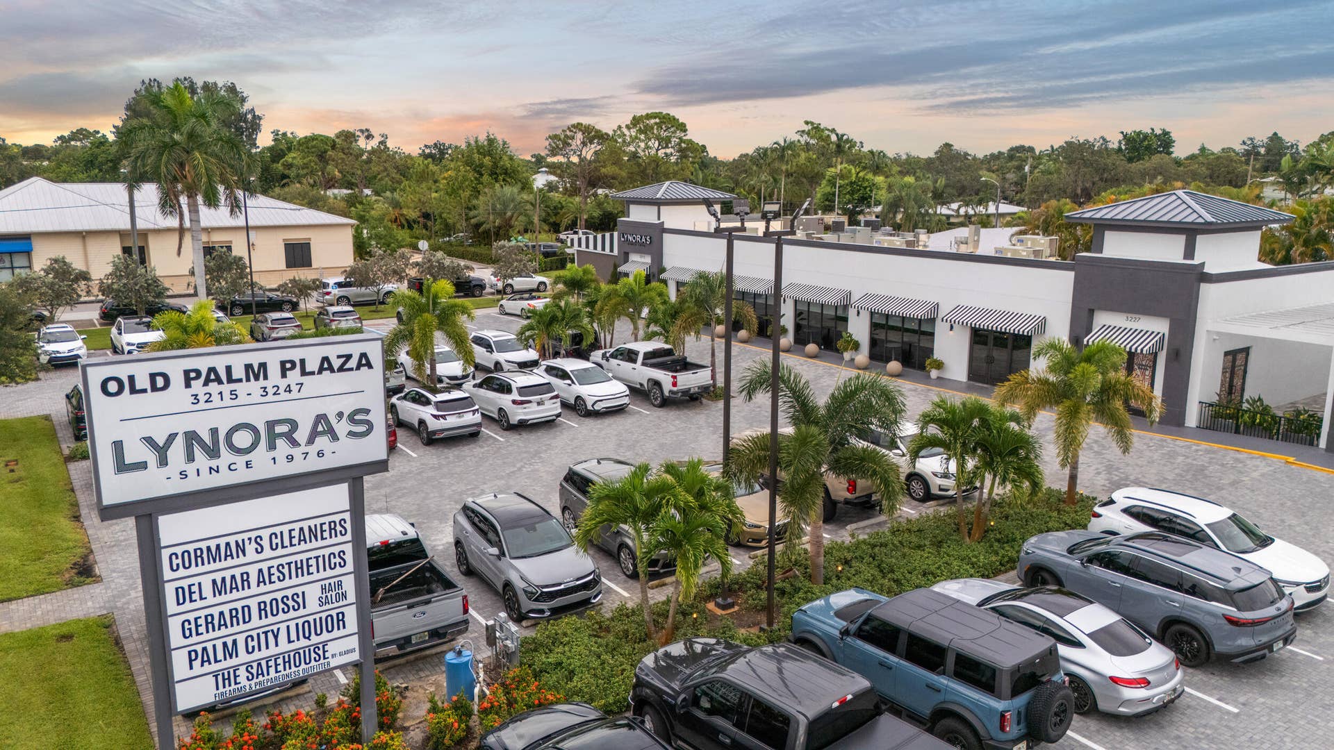 2483 SW Bridgeview Terrace, Palm City, FL 34990 65_pc stock - old palm plaza