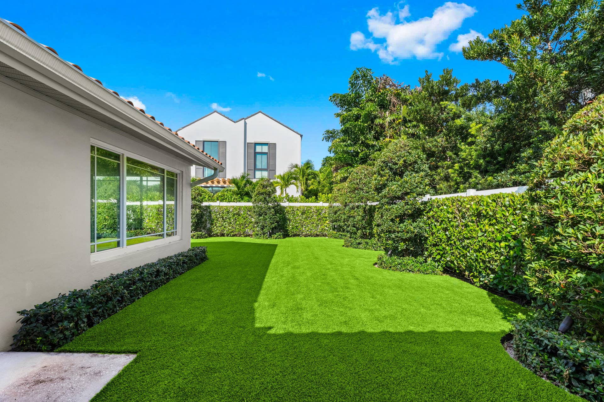 881 NE 4TH Avenue, Boca Raton, FL 33432 14-print-A7R00570 copy