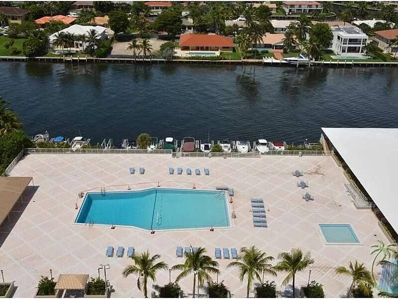 1965 S OCEAN Drive, #4H, Hallandale Beach, FL 33009 IMG_8466