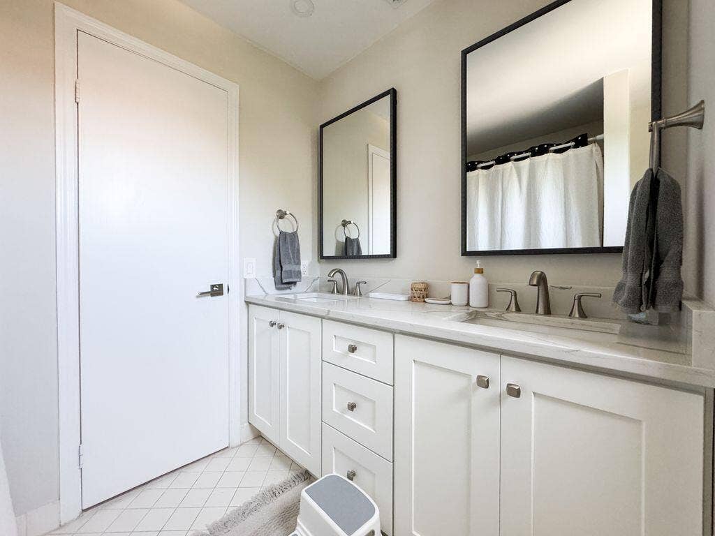 tuMPi87g
