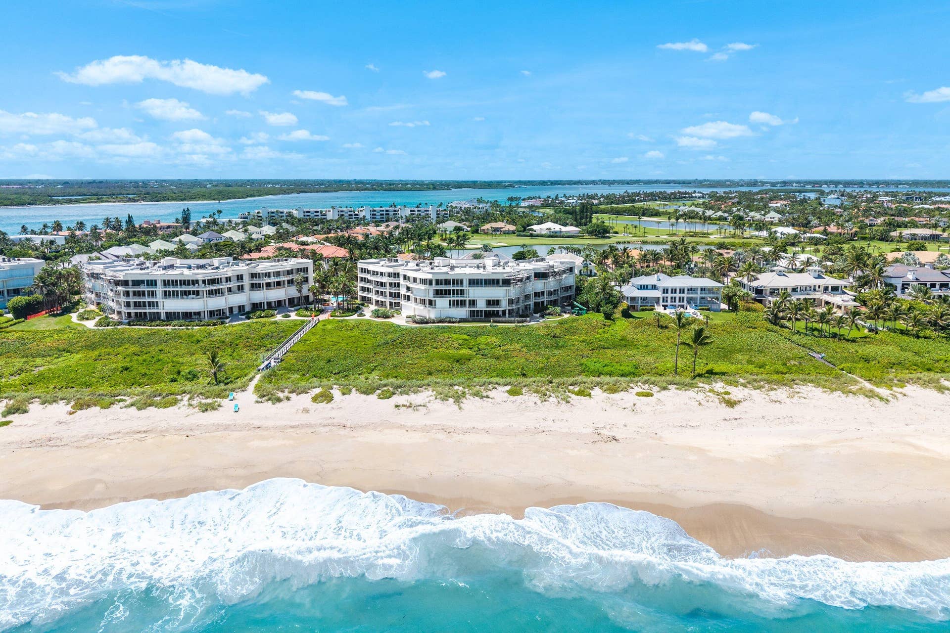 2920 SE DUNE Drive, #230, Hutchinson Island, FL 34996 Aerial