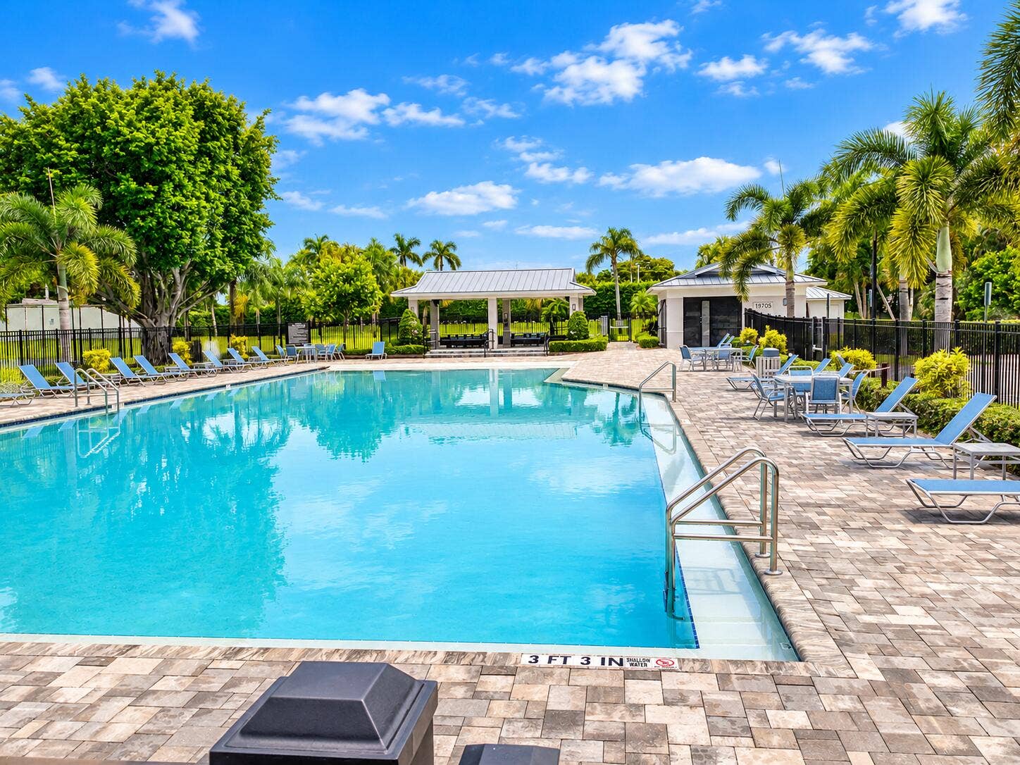 19660 DELAWARE Circle, #0, Boca Raton, FL 33434 Bright Resort Pool with Pavilion and Pal