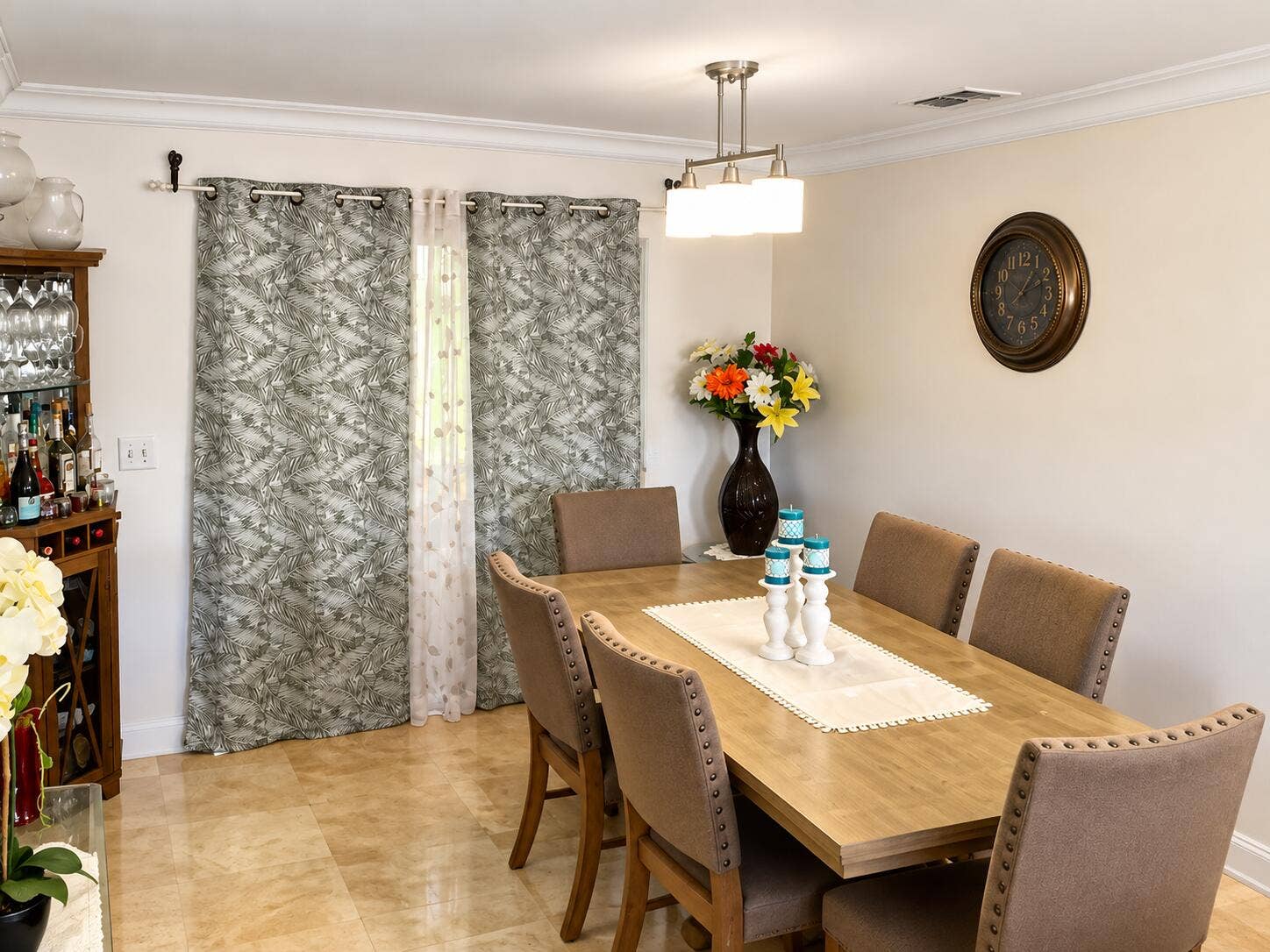 19660 DELAWARE Circle, #0, Boca Raton, FL 33434 Elegant Dining Room with Candlelit Table