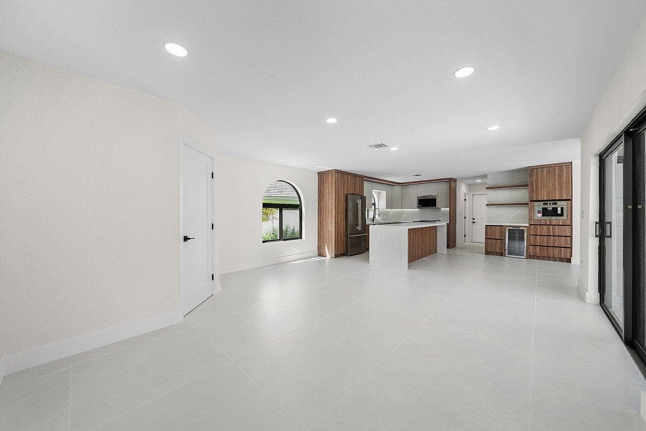 016-7548FairwayTrail-BocaRaton-FL-33487-