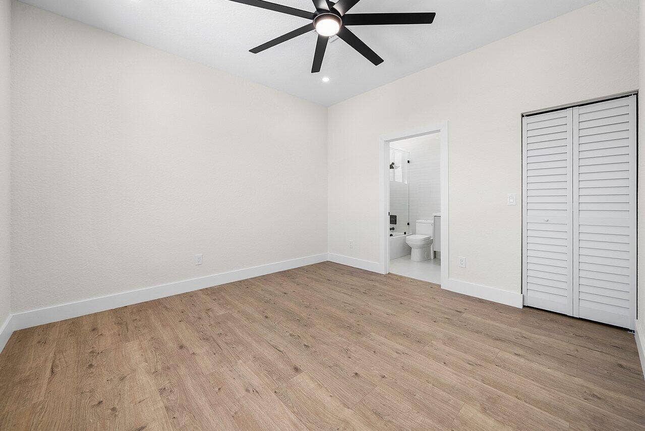 040-7548FairwayTrail-BocaRaton-FL-33487-