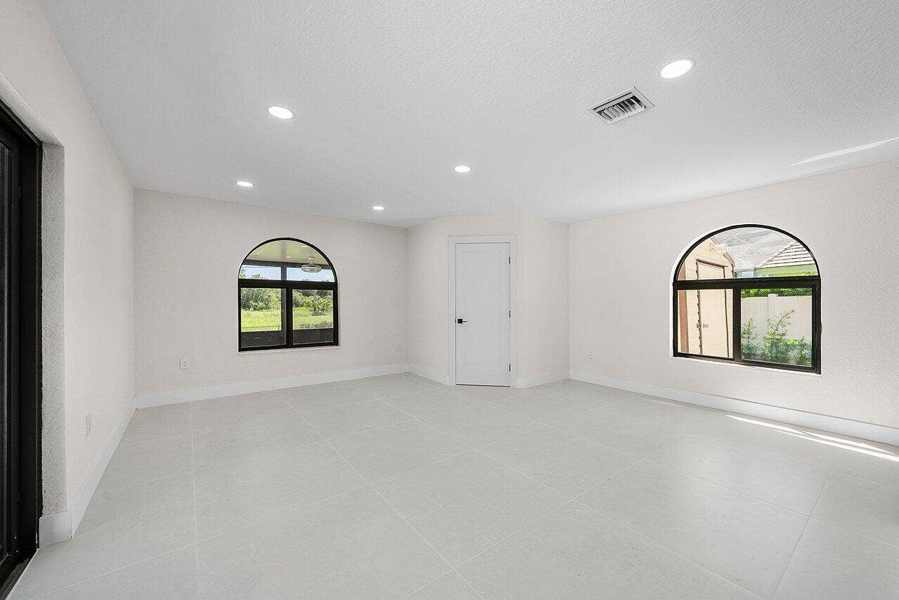 015-7548FairwayTrail-BocaRaton-FL-33487-