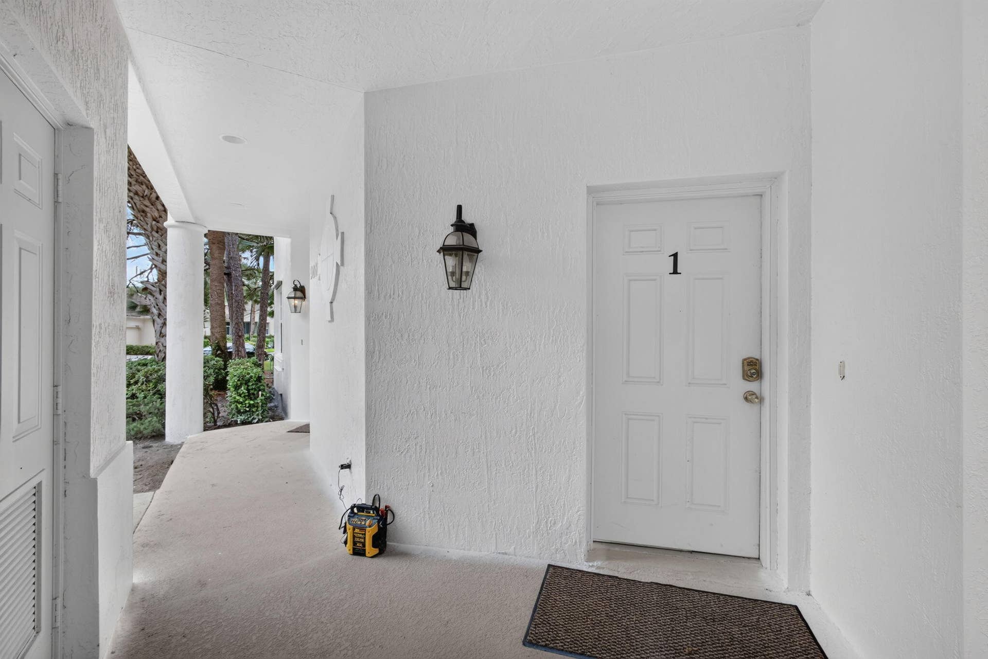 9002 Sand Shot Way, Port St Lucie, FL 34986 4-web-or-mls-7R7A9932