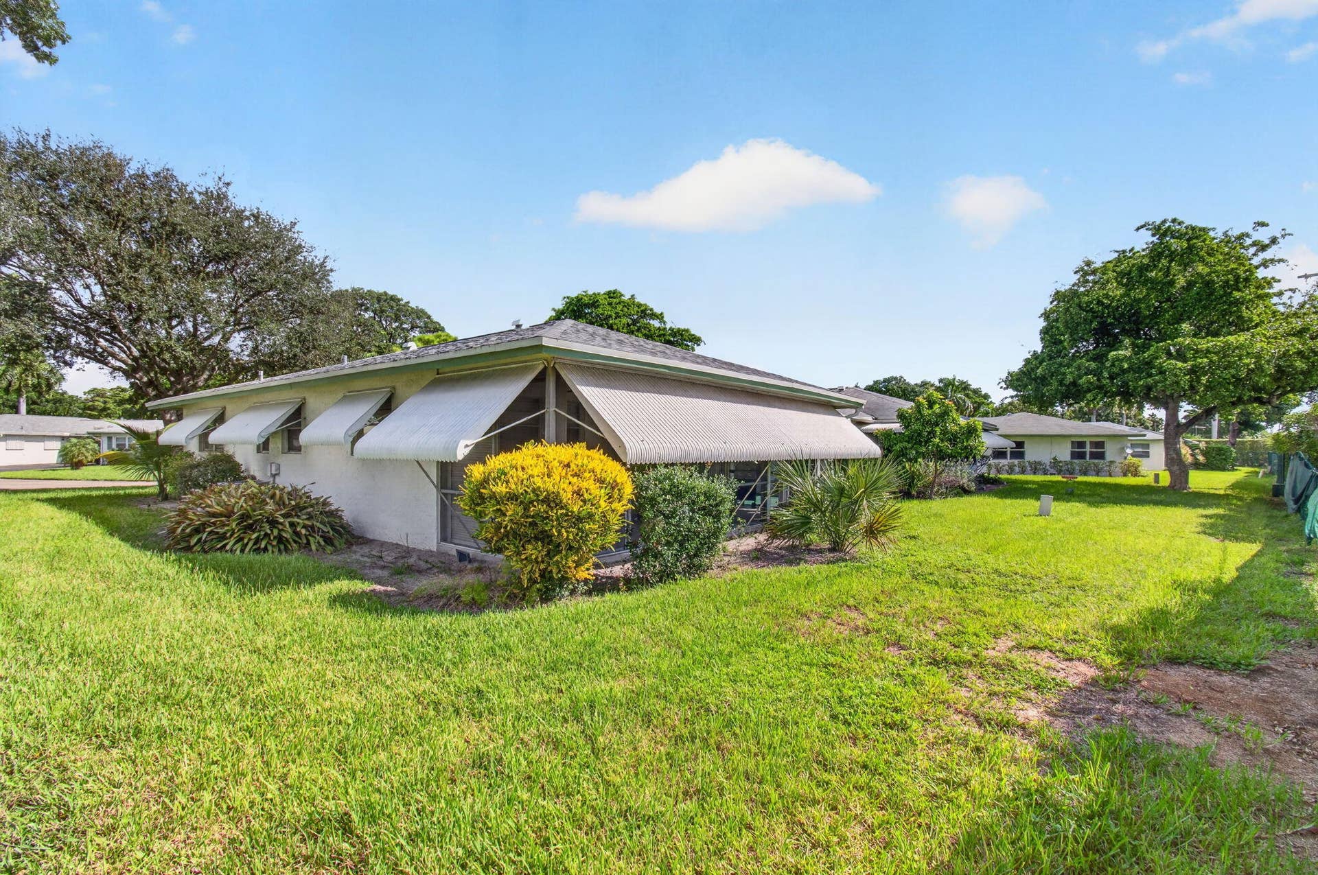 812 Meadowlark Lane, Delray Beach, FL 33445 22_rear_exterior