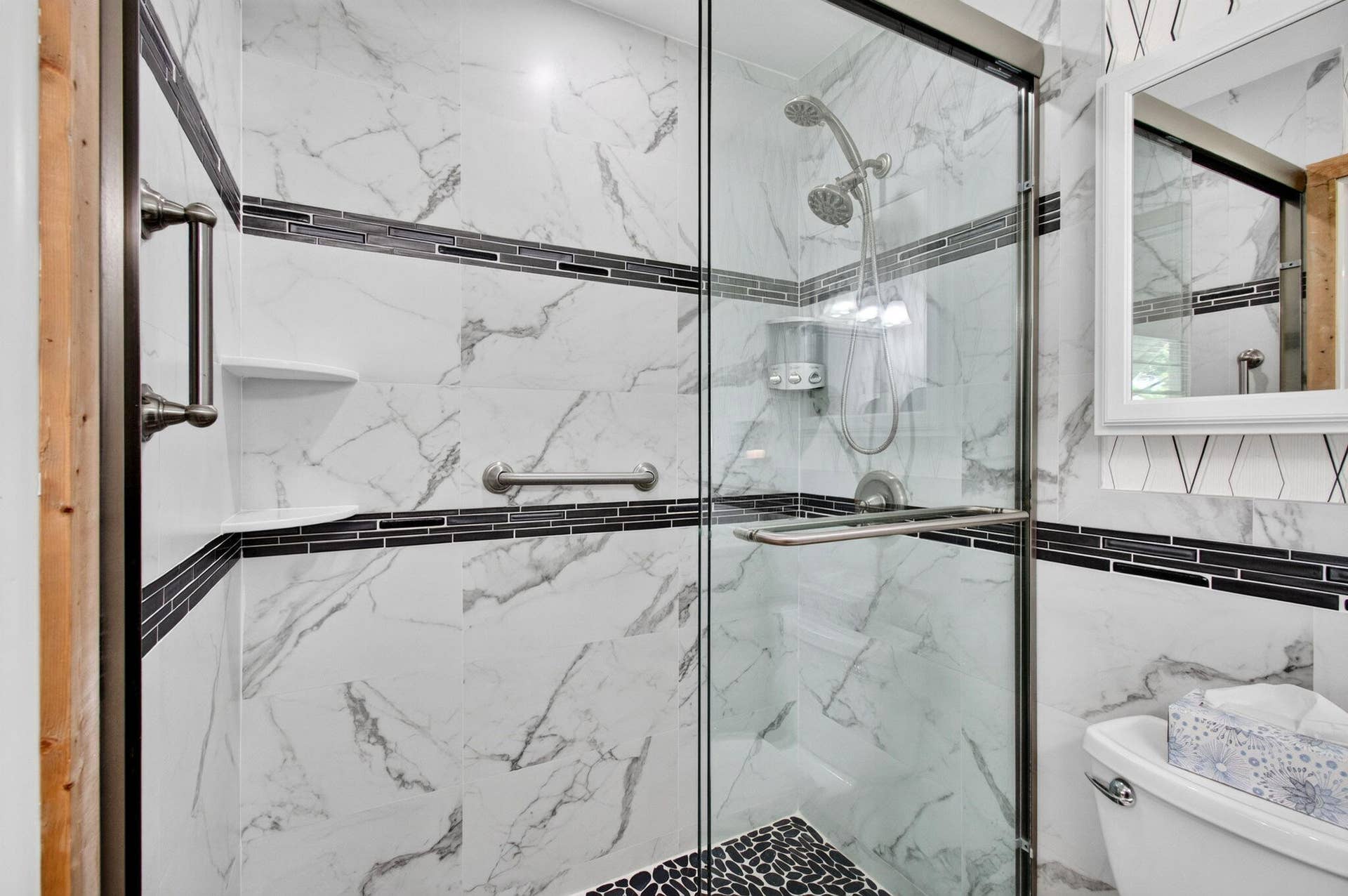 812 Meadowlark Lane, Delray Beach, FL 33445 09_primary_shower