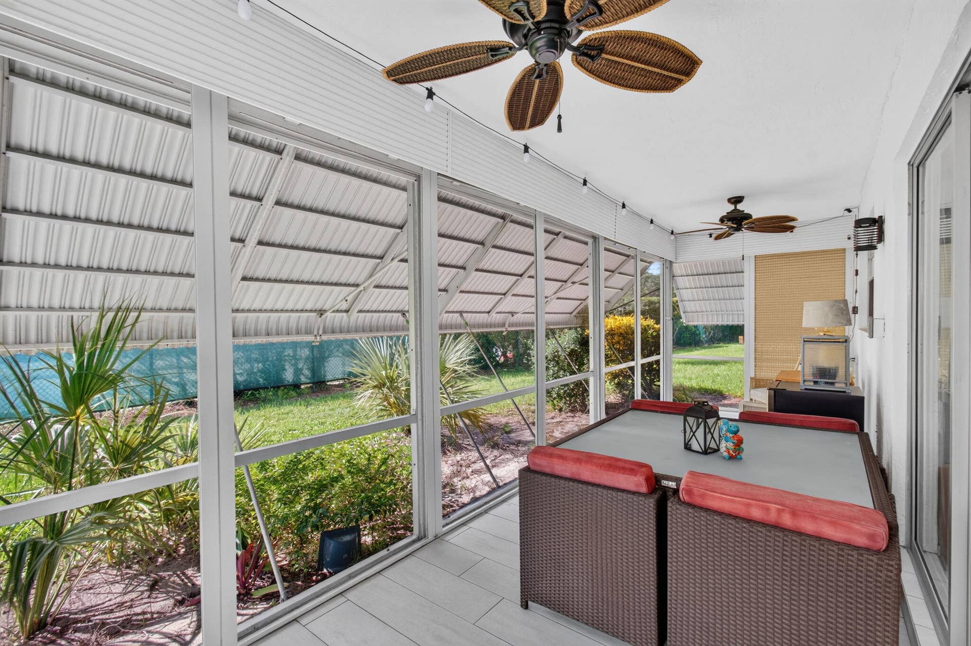 812 Meadowlark Lane, Delray Beach, FL 33445 14_screened_patio