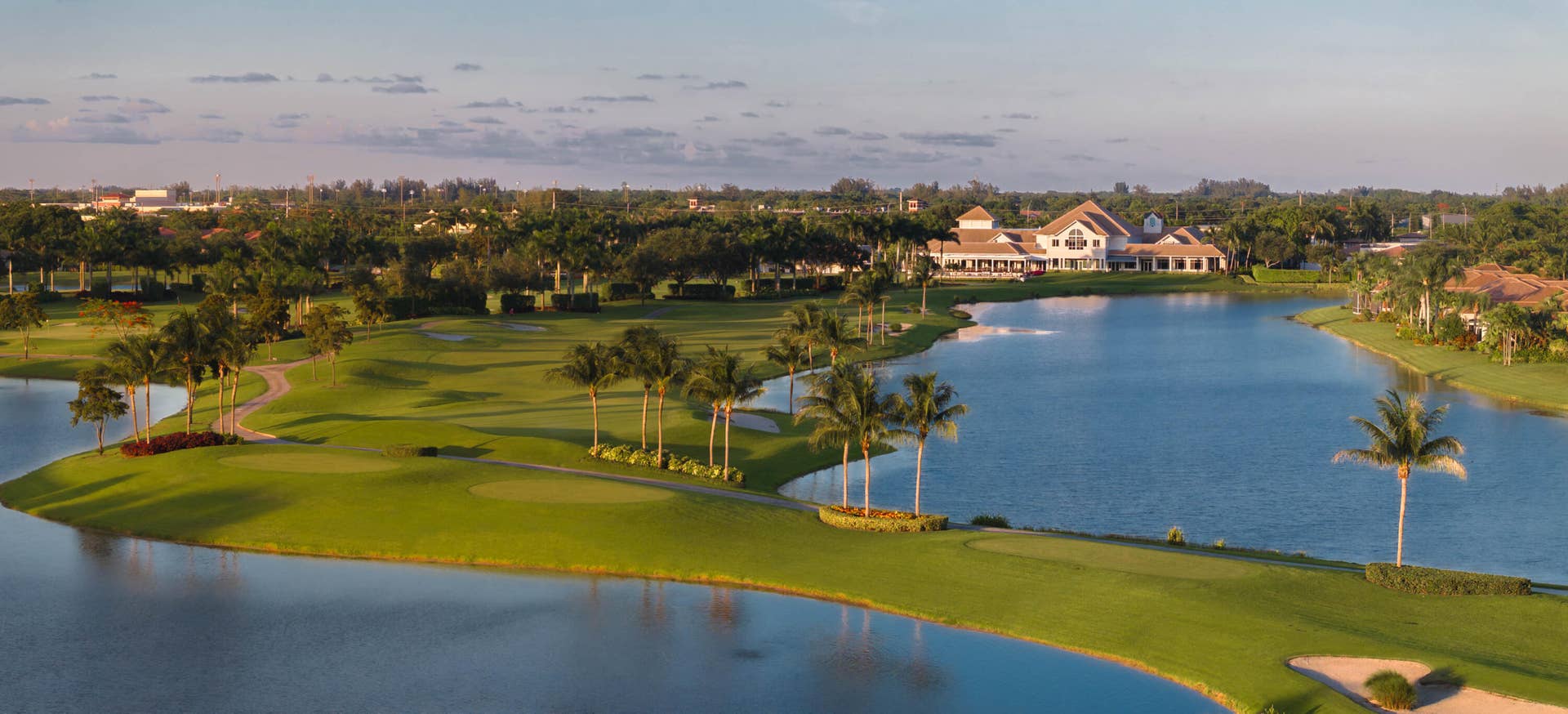 Hole 10 - Pano