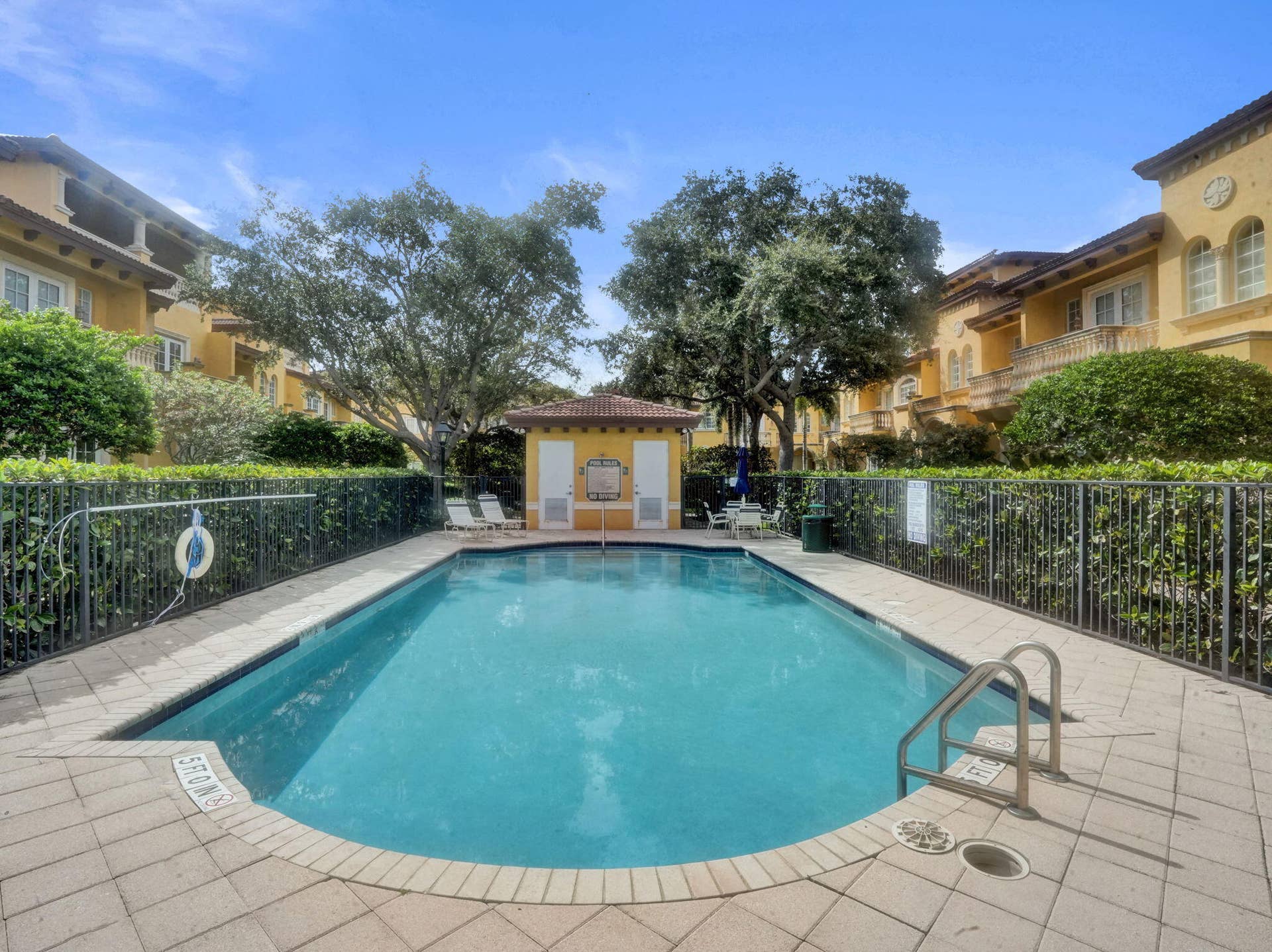 385 NE 69TH Circle, Boca Raton, FL 33487 56-web-or-mls-DSC02505