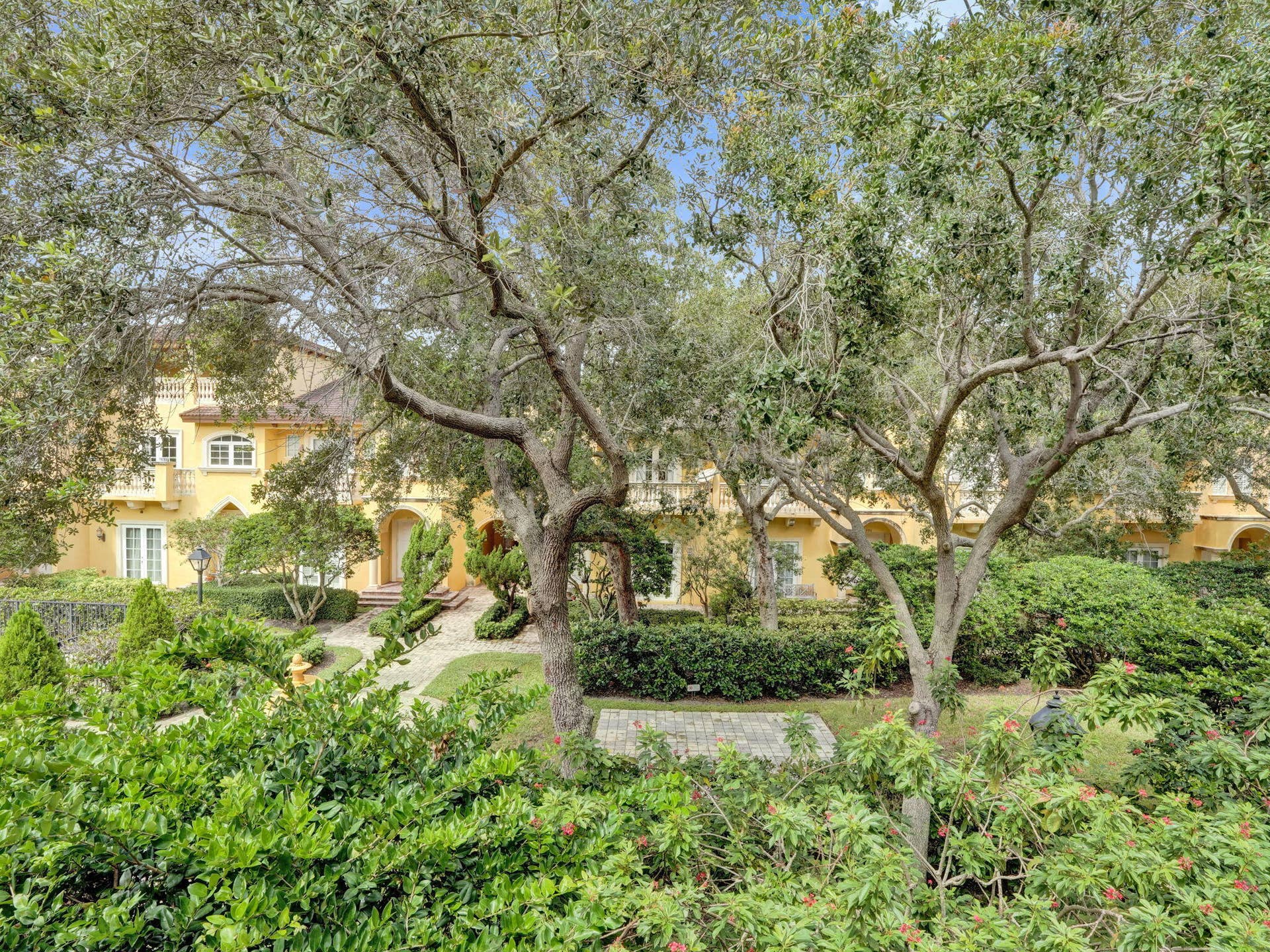 385 NE 69TH Circle, Boca Raton, FL 33487 41-web-or-mls-DSC02460