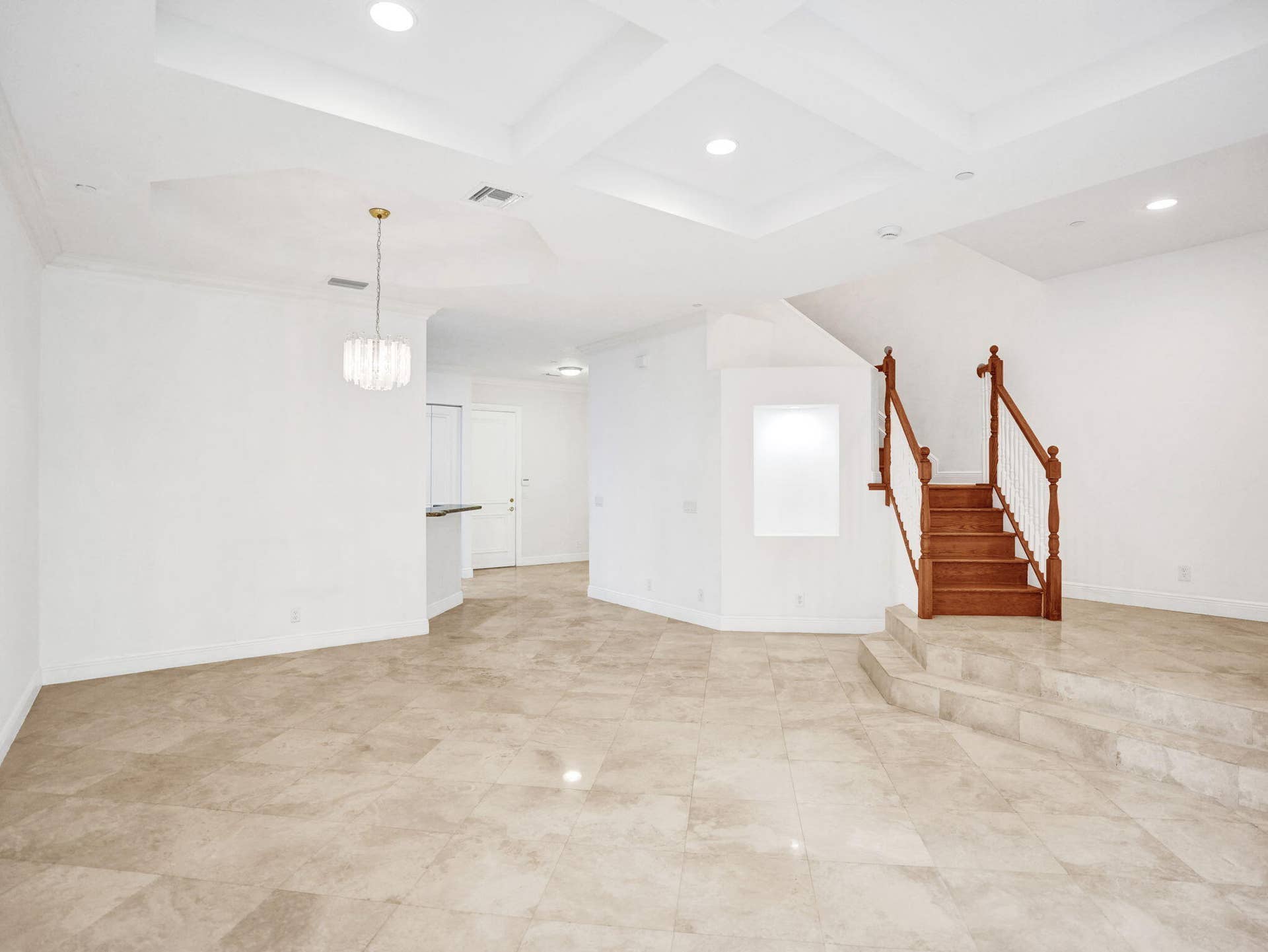 385 NE 69TH Circle, Boca Raton, FL 33487 10-web-or-mls-DSC02367