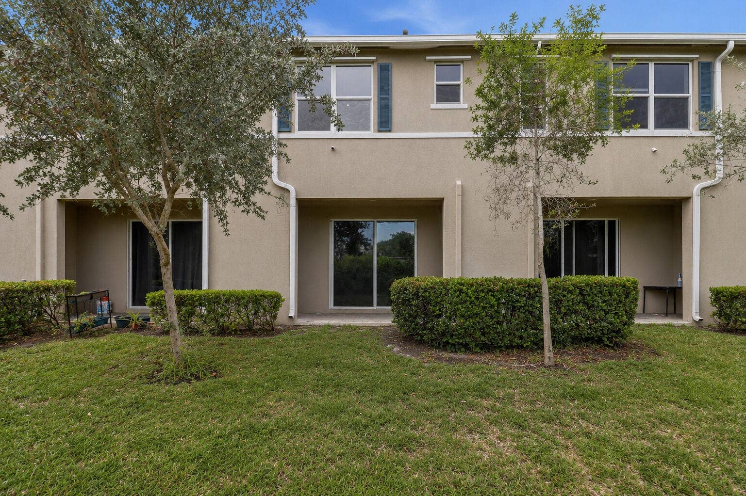113 BANDOL Street, Riviera Beach, FL 33404 22_5c00a11c-f938-4a60-b3fc-b5f7501ab5ef.