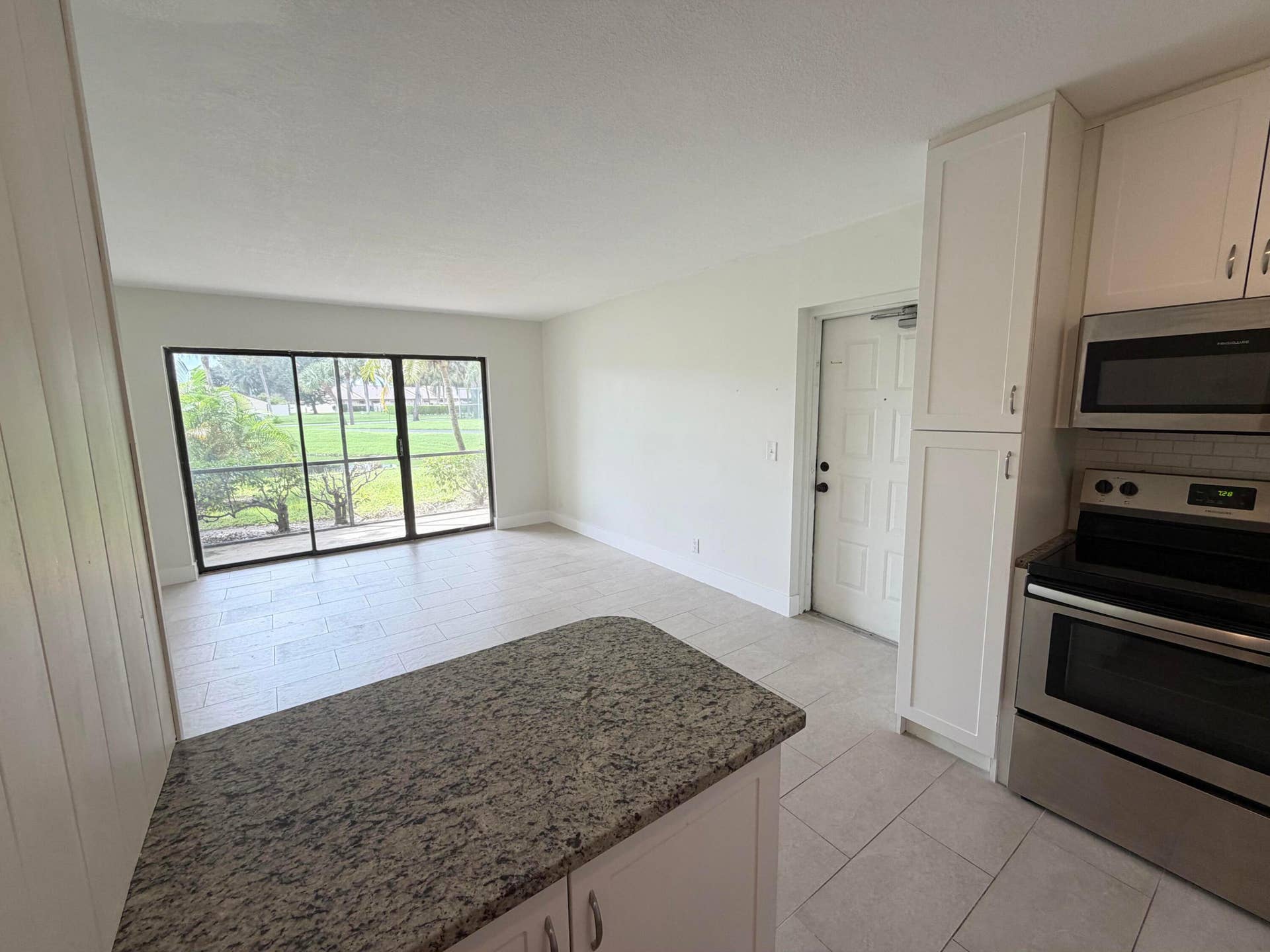 1112 GREEN PINE Boulevard, #F1, West Palm Beach, FL 33409 gp8