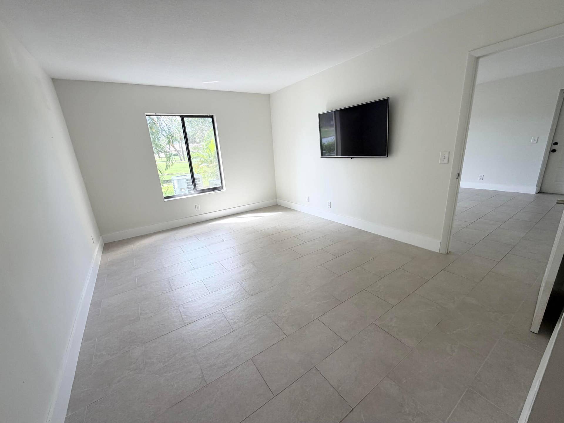 1112 GREEN PINE Boulevard, #F1, West Palm Beach, FL 33409 gp6