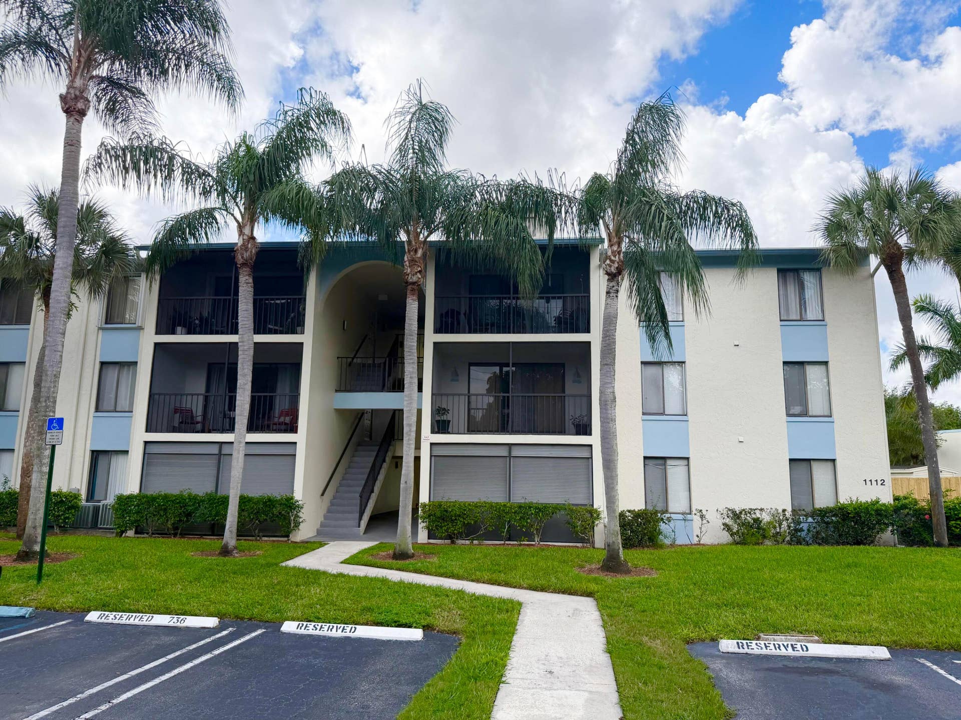 1112 GREEN PINE Boulevard, #F1, West Palm Beach, FL 33409 GP1