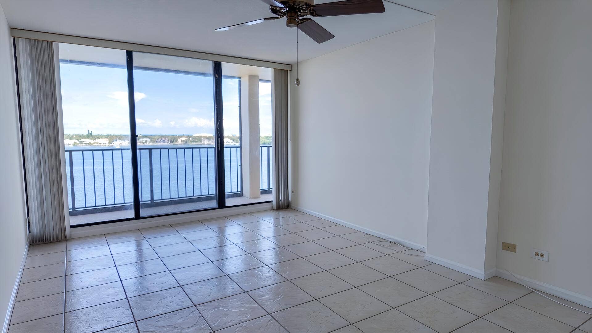 130 Lakeshore Drive, #821, North Palm Beach, FL 33408 Primary Bedroom