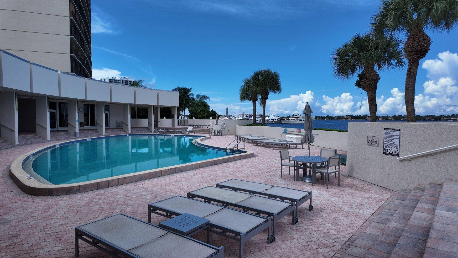 130 Lakeshore Drive, #821, North Palm Beach, FL 33408 Pool