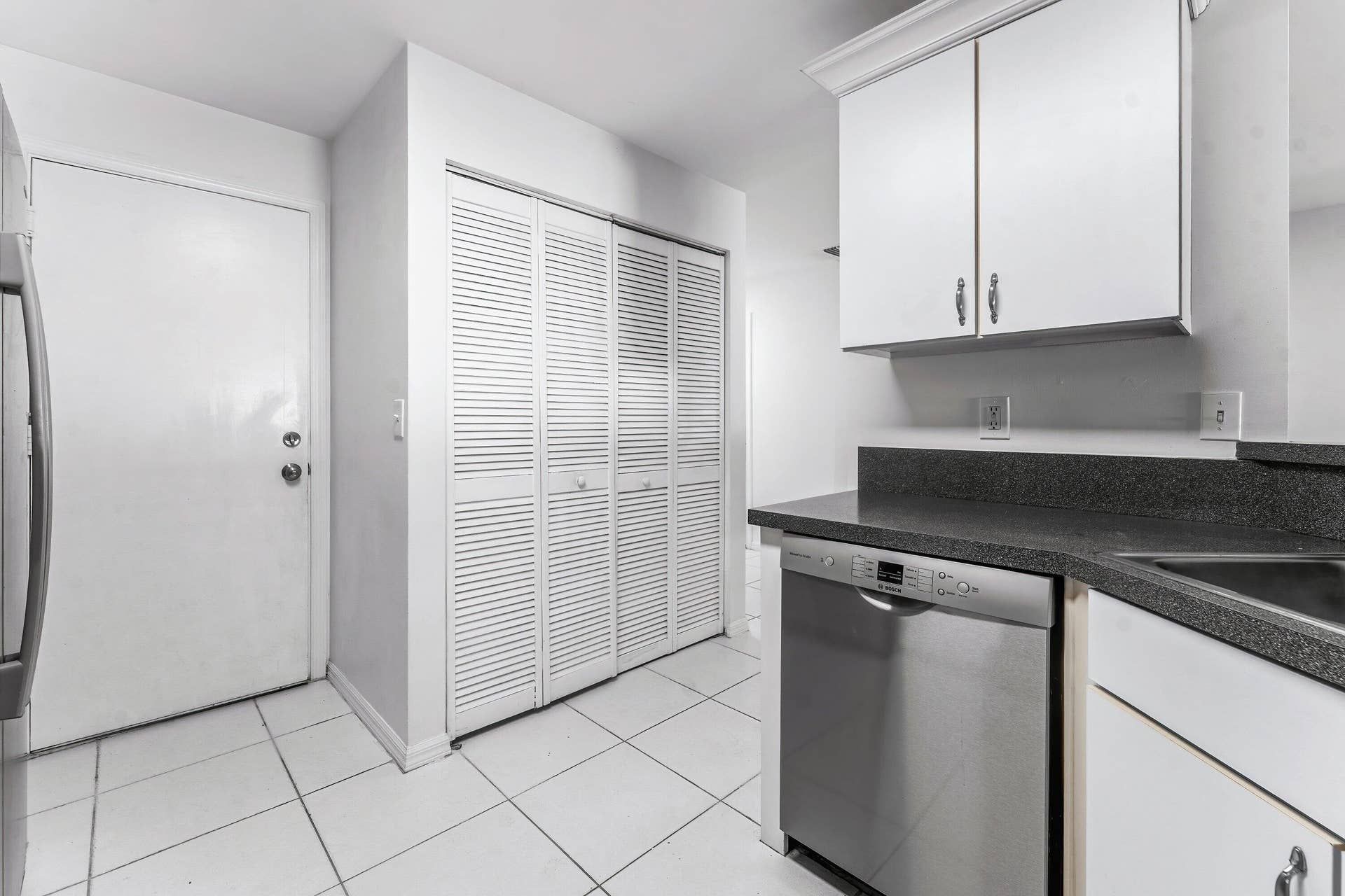 114 Wooden Mill Terrace, Jupiter, FL 33458 010-114WoodenMillTerrace-Jupiter-FL-3345