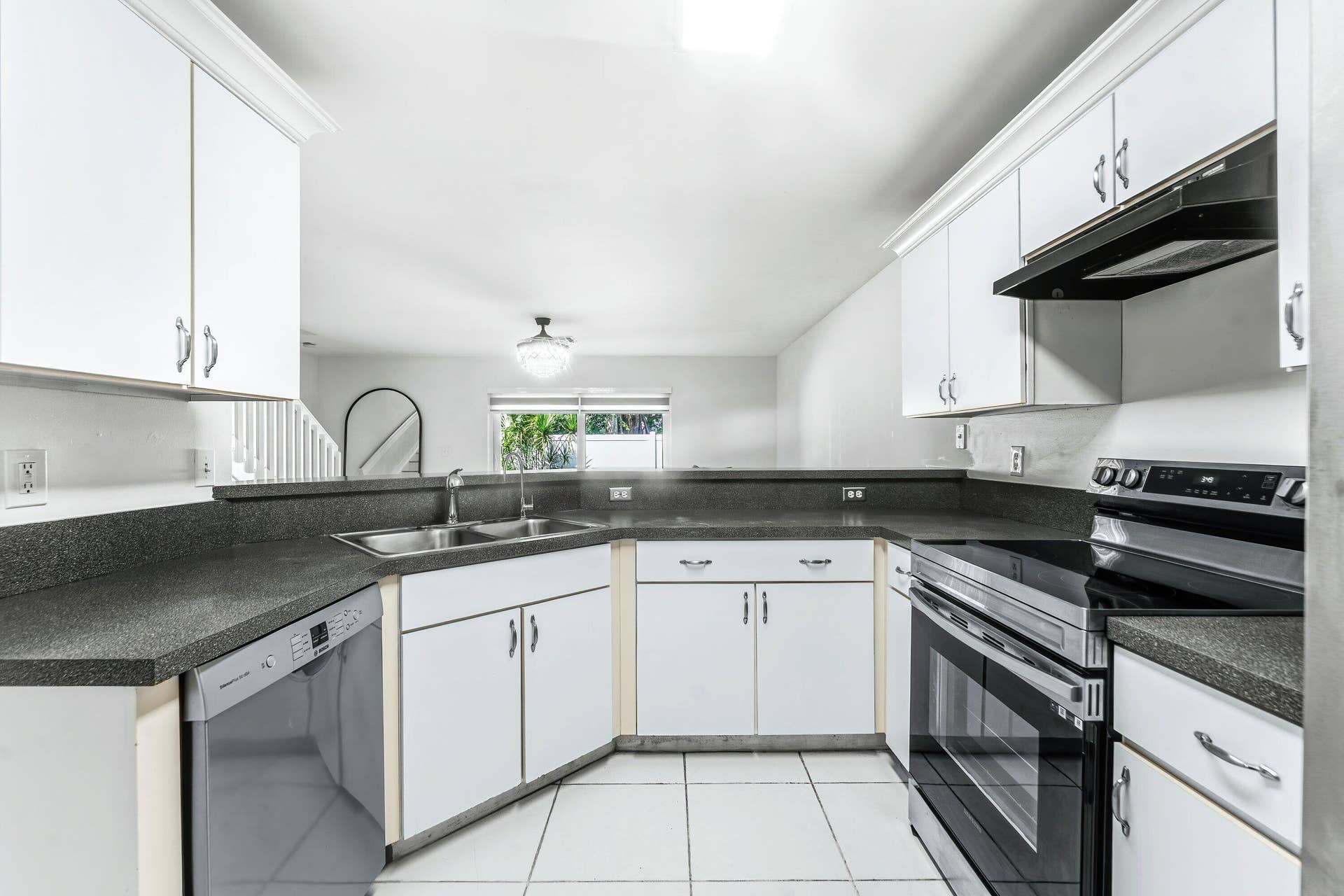 114 Wooden Mill Terrace, Jupiter, FL 33458 008-114WoodenMillTerrace-Jupiter-FL-3345