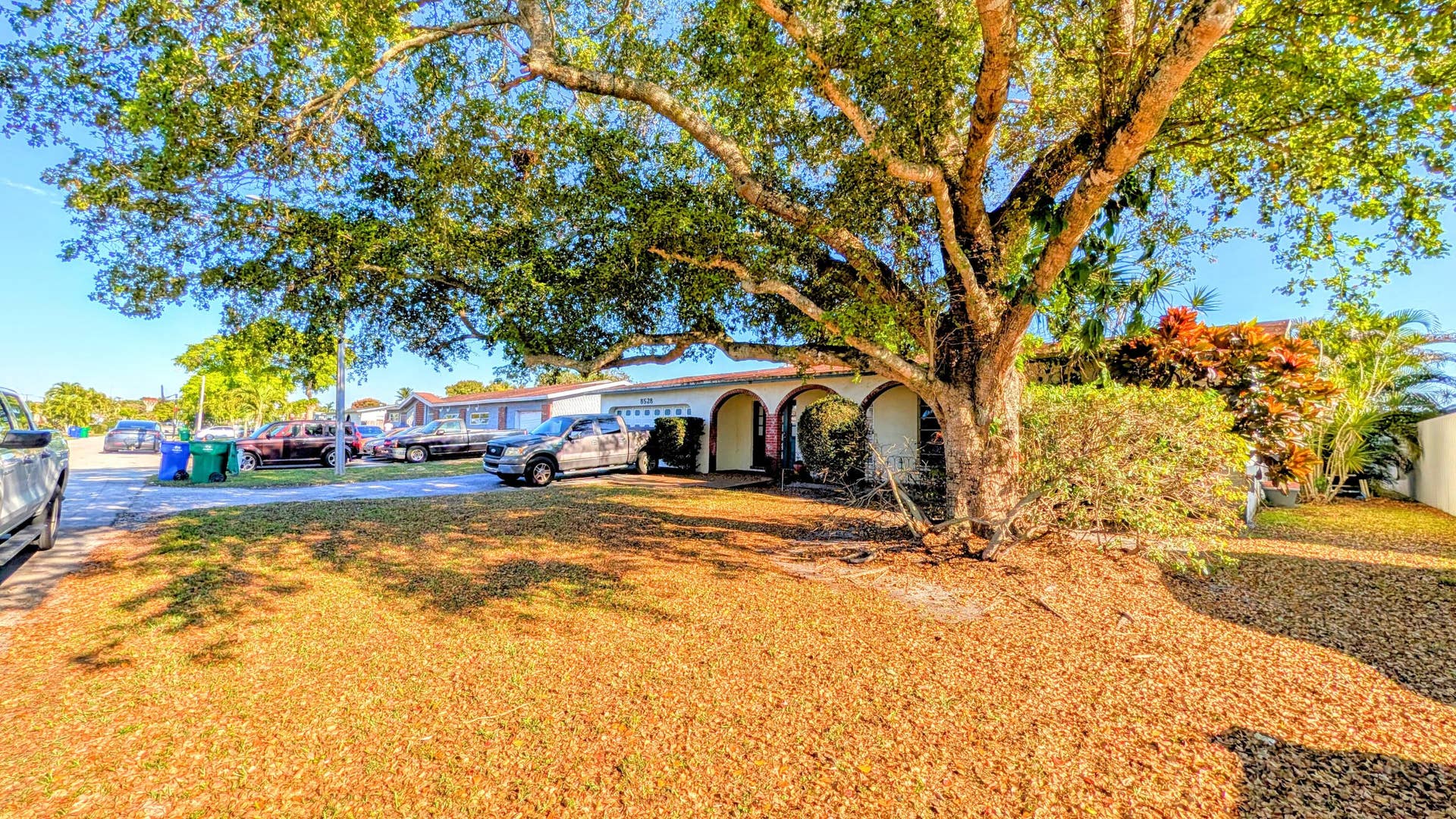 8528 Windsor Drive, Miramar, FL 33025 Exterior Front