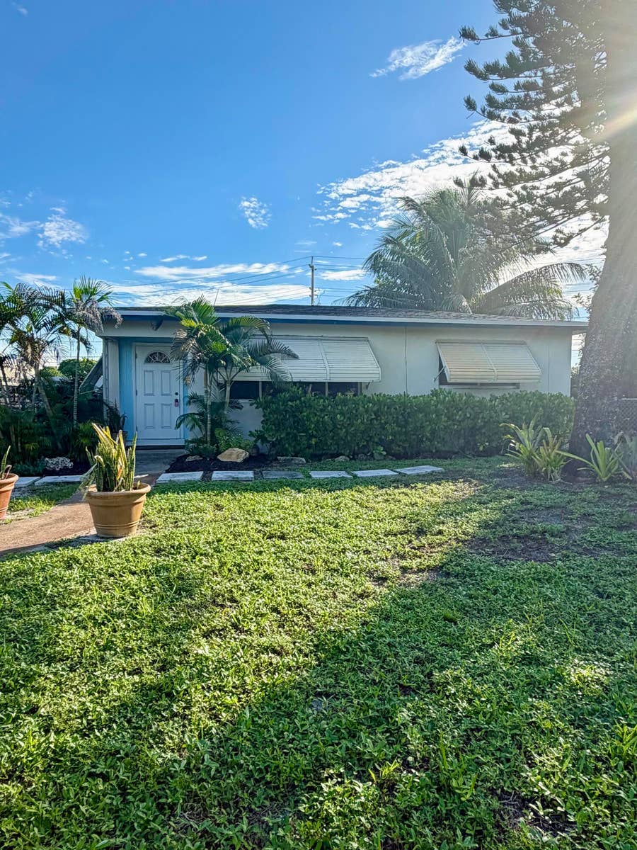 Property photo for 1226 S H Street, Lake Worth Beach, FL