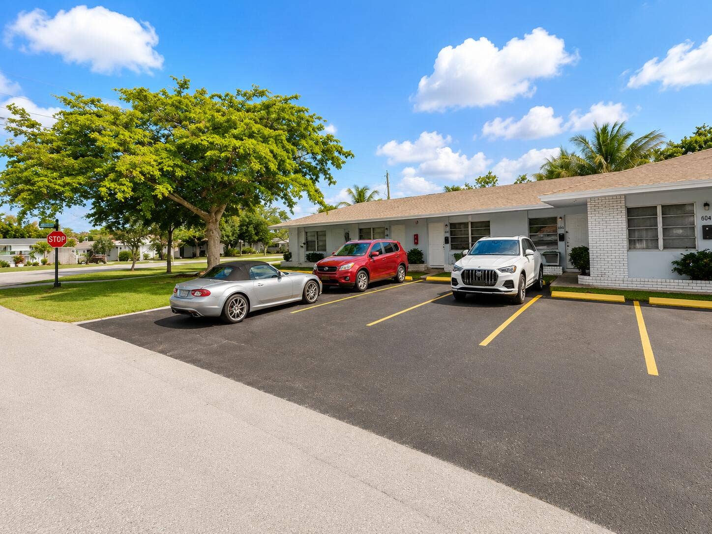 824 NE 16TH Street, #828, Fort Lauderdale, FL 33304 d3173255-161a-4ff8-a94e-a0c90f8271a0