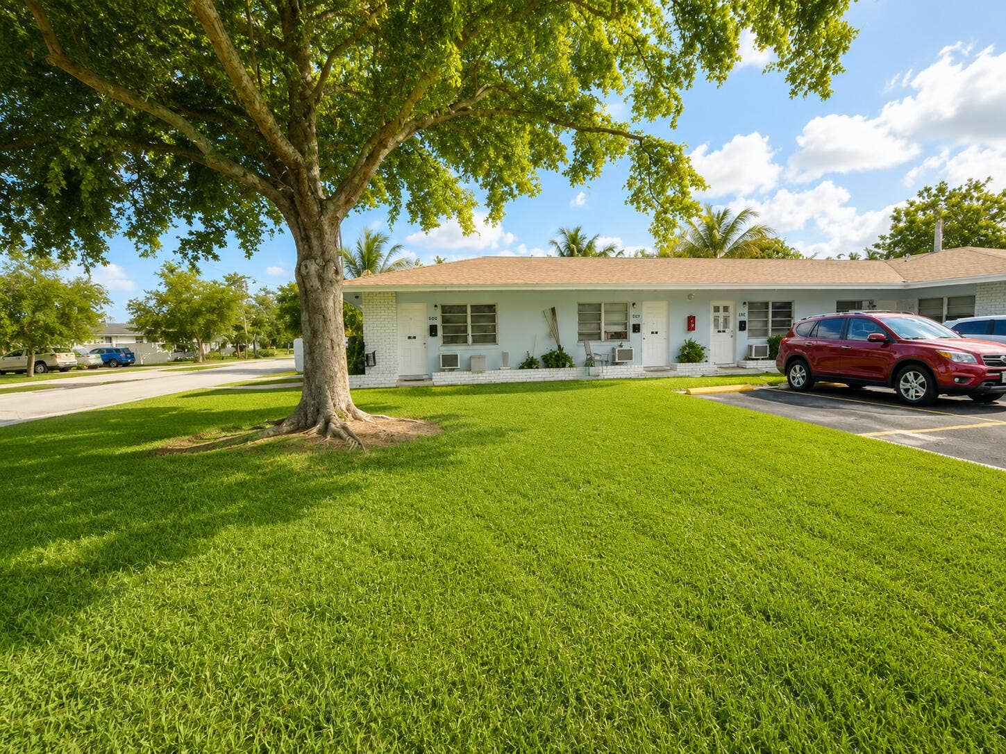 824 NE 16TH Street, #828, Fort Lauderdale, FL 33304 b8e6f705-3fb5-449d-a020-33716158bf1d