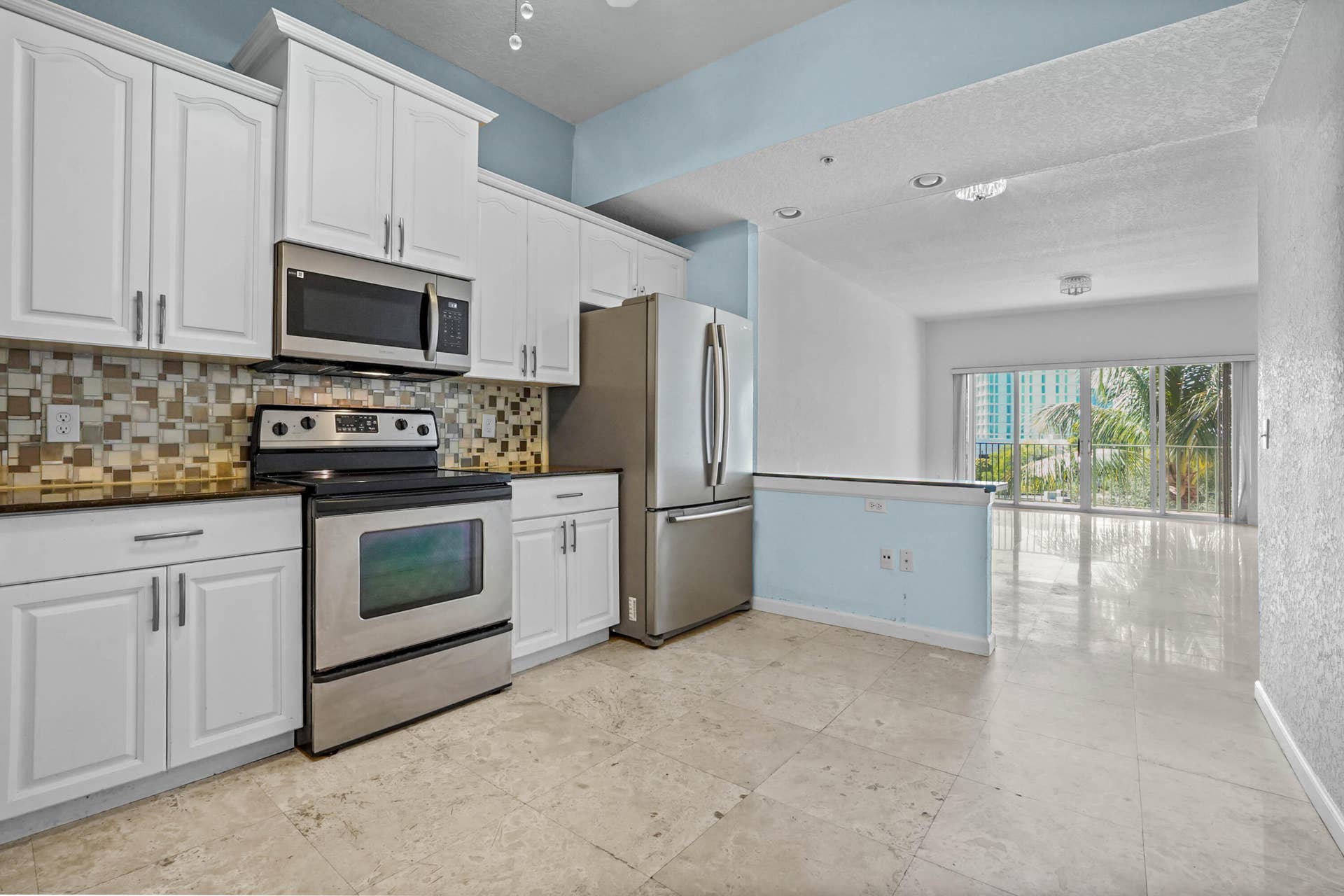 09 kitchen 02