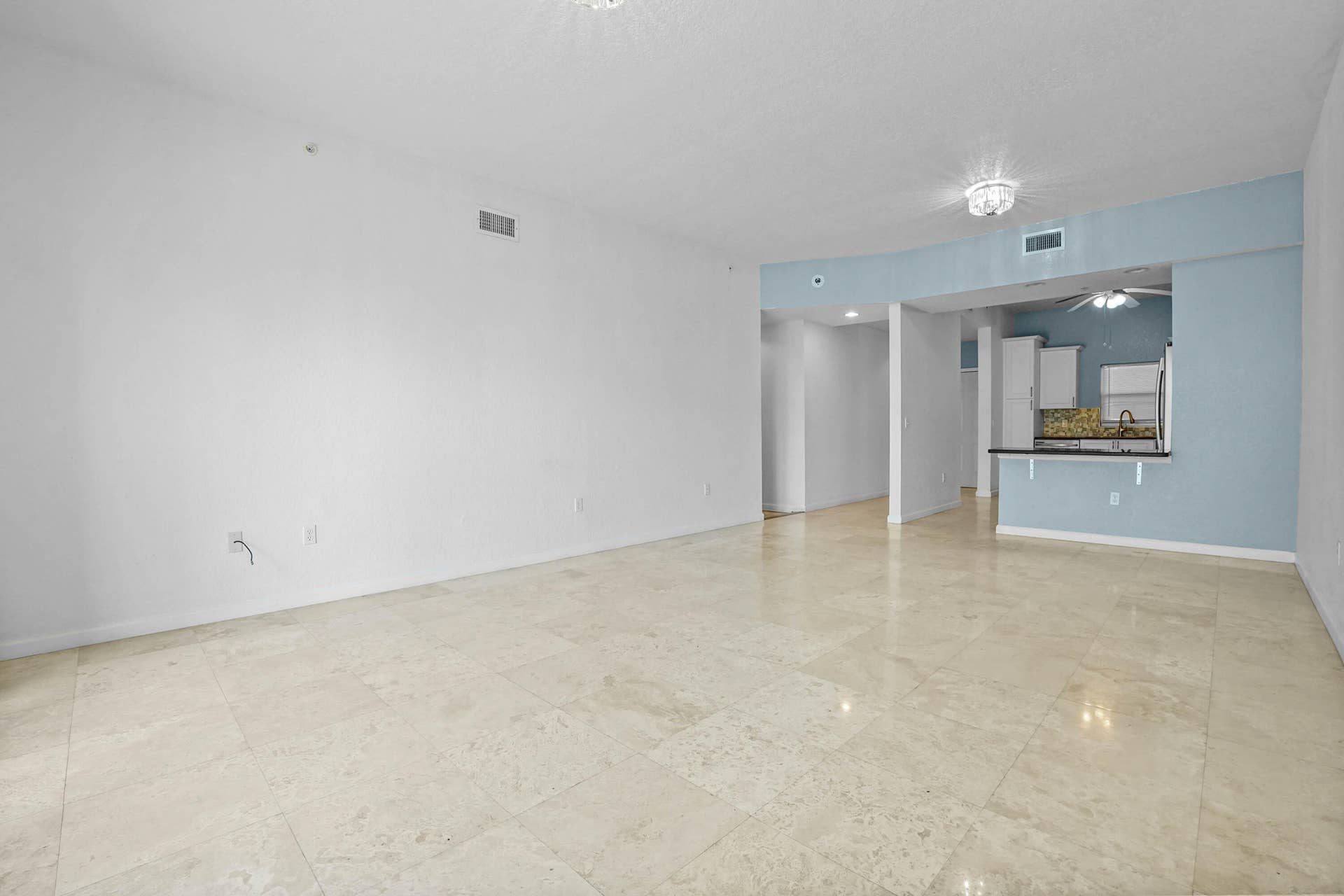 12 Living room 02