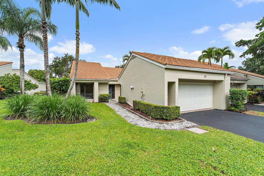Property photo for 15 Tournament Boulevard, Palm Beach Gardens, FL