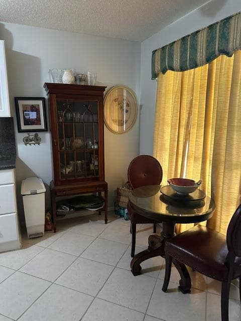 8875 WARWICK Drive, Boca Raton, FL 33433 IMG_9282