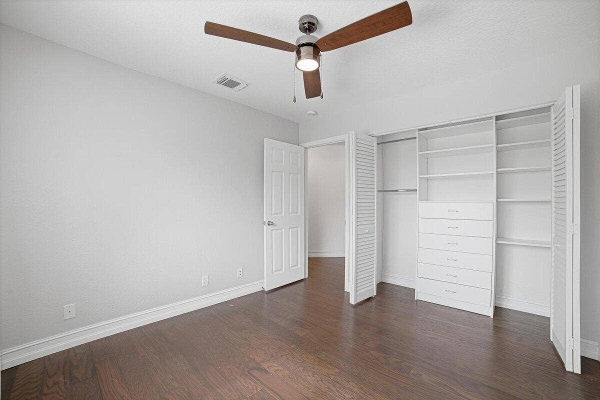 19-Bedroom2-B