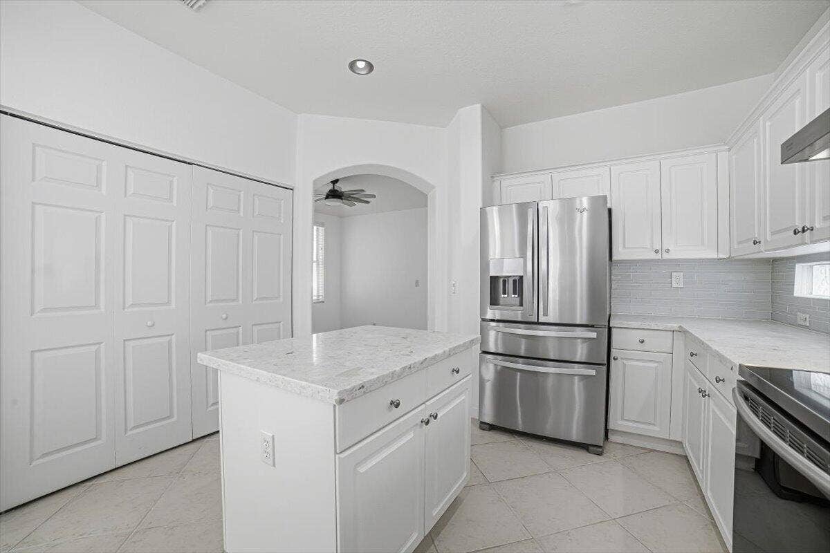 48-Kitchen-B