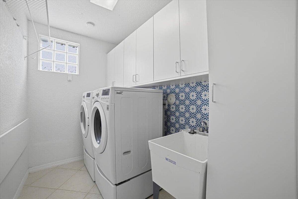 50-Laundry