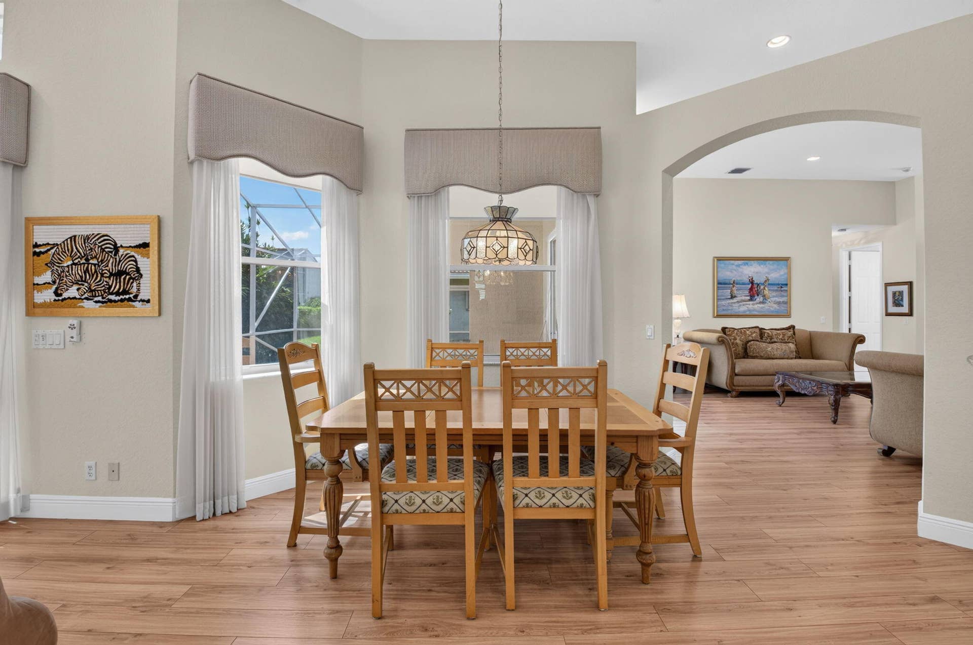 6802 Treves Way, Boynton Beach, FL 33437 Cafe Area
