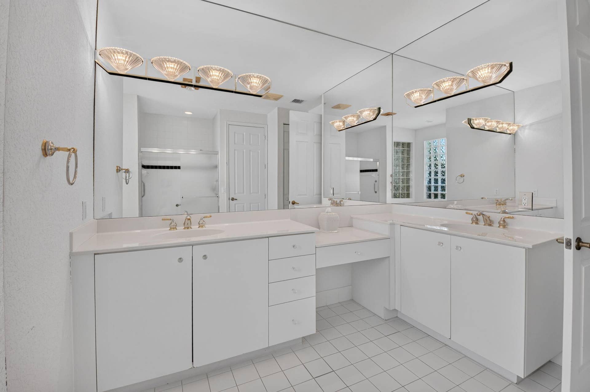 6802 Treves Way, Boynton Beach, FL 33437 Primary Bathroom