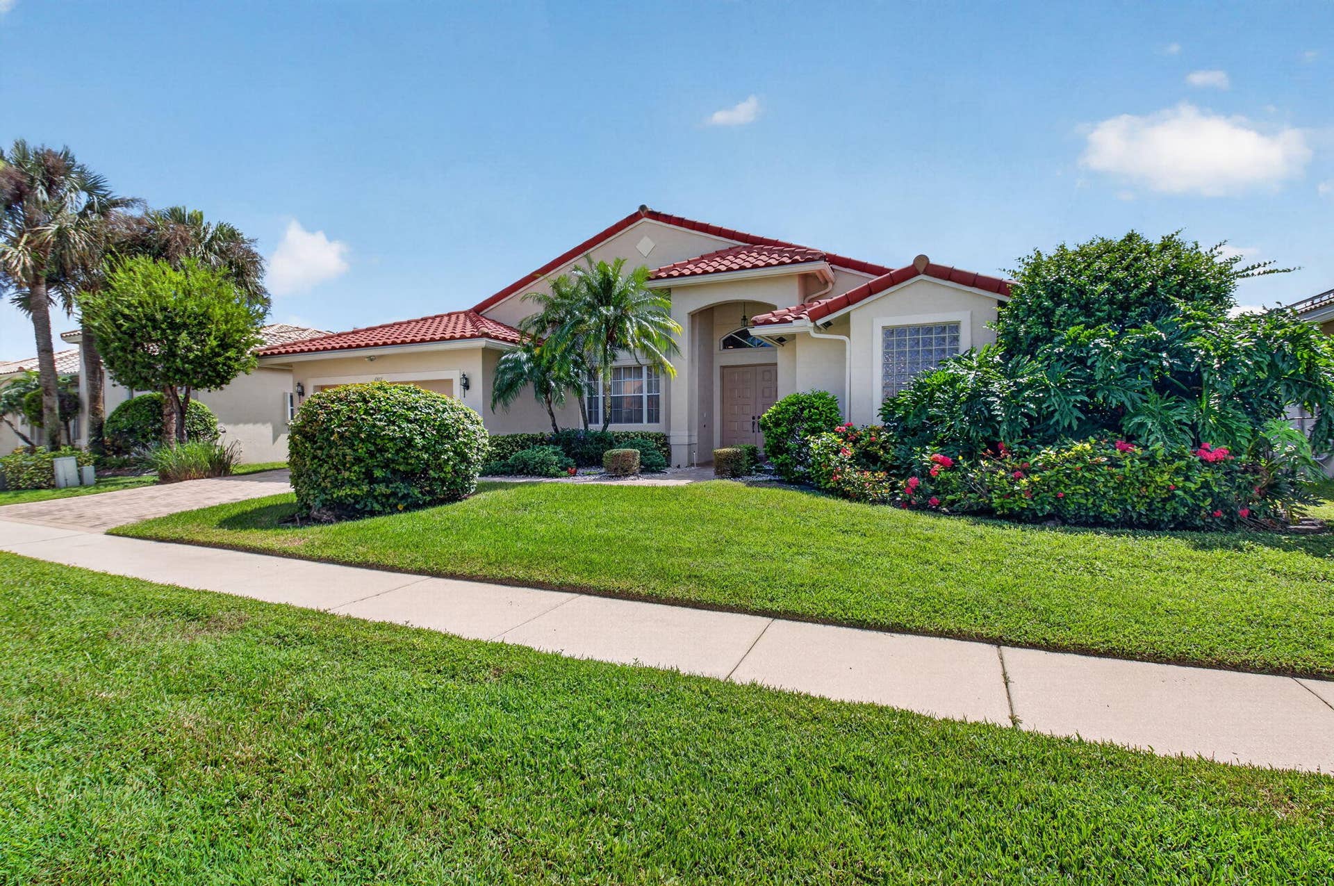 6802 Treves Way, Boynton Beach, FL 33437 Front of House
