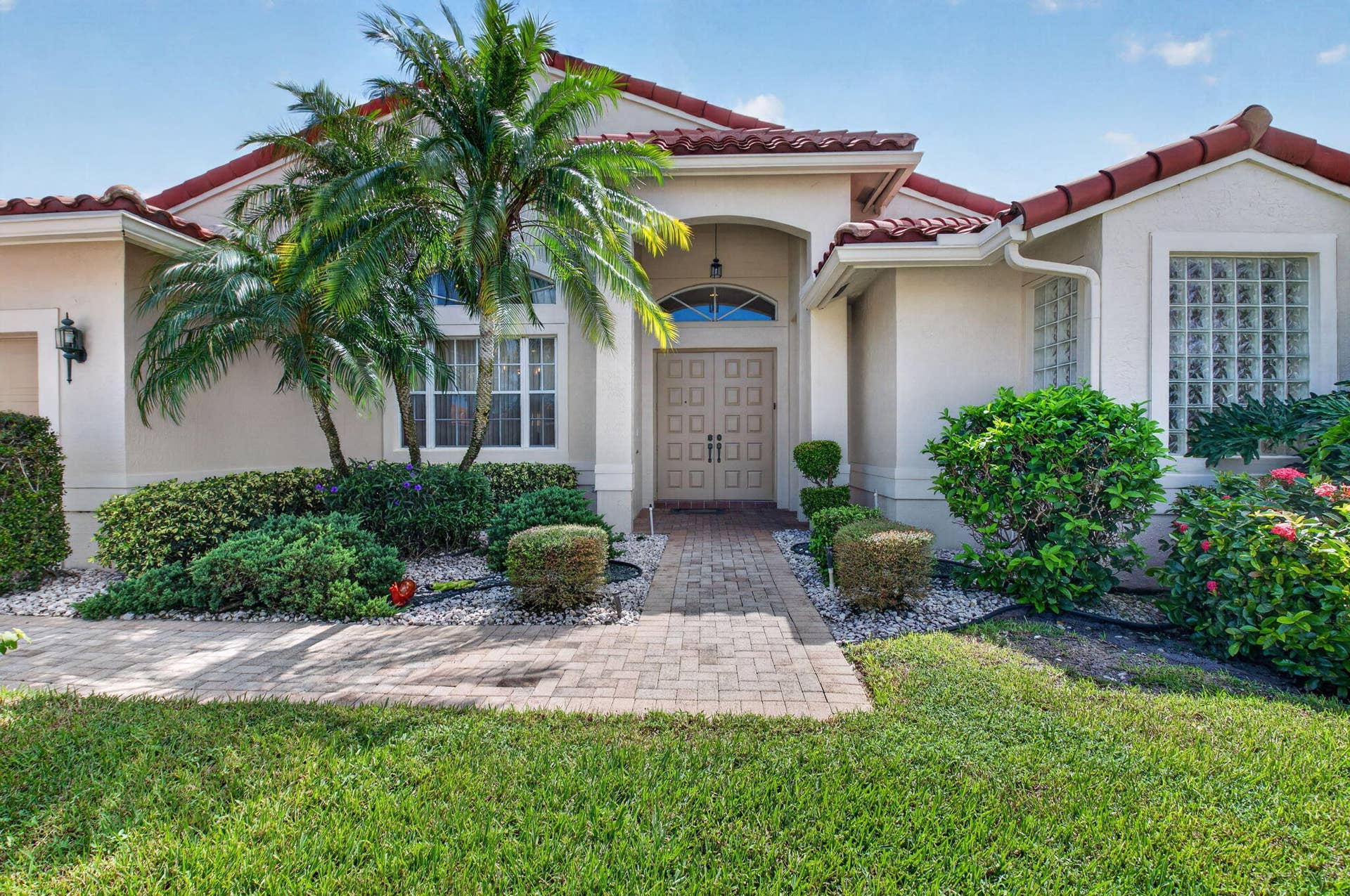 6802 Treves Way, Boynton Beach, FL 33437 Front of House