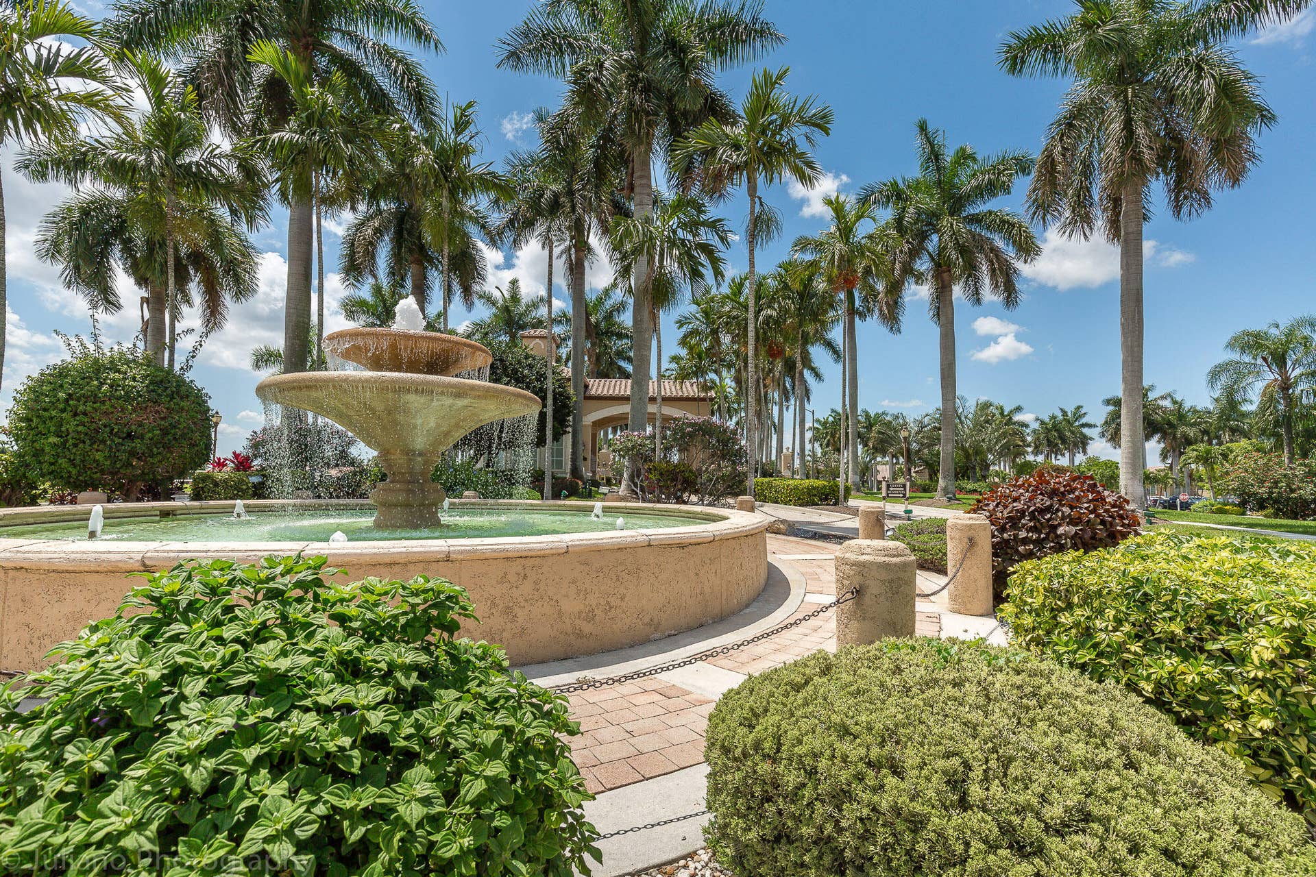 6802 Treves Way, Boynton Beach, FL 33437 Cascade Entrance Fountain