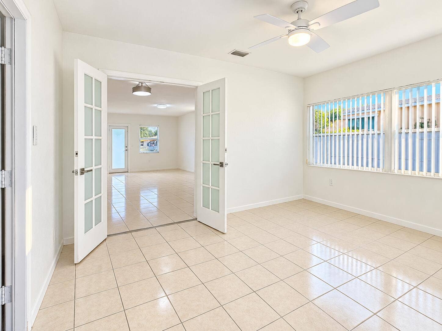 835 FERNWOOD Drive, West Palm Beach, West Palm Beach, FL 33405 Bright Minimalist Interior with French D