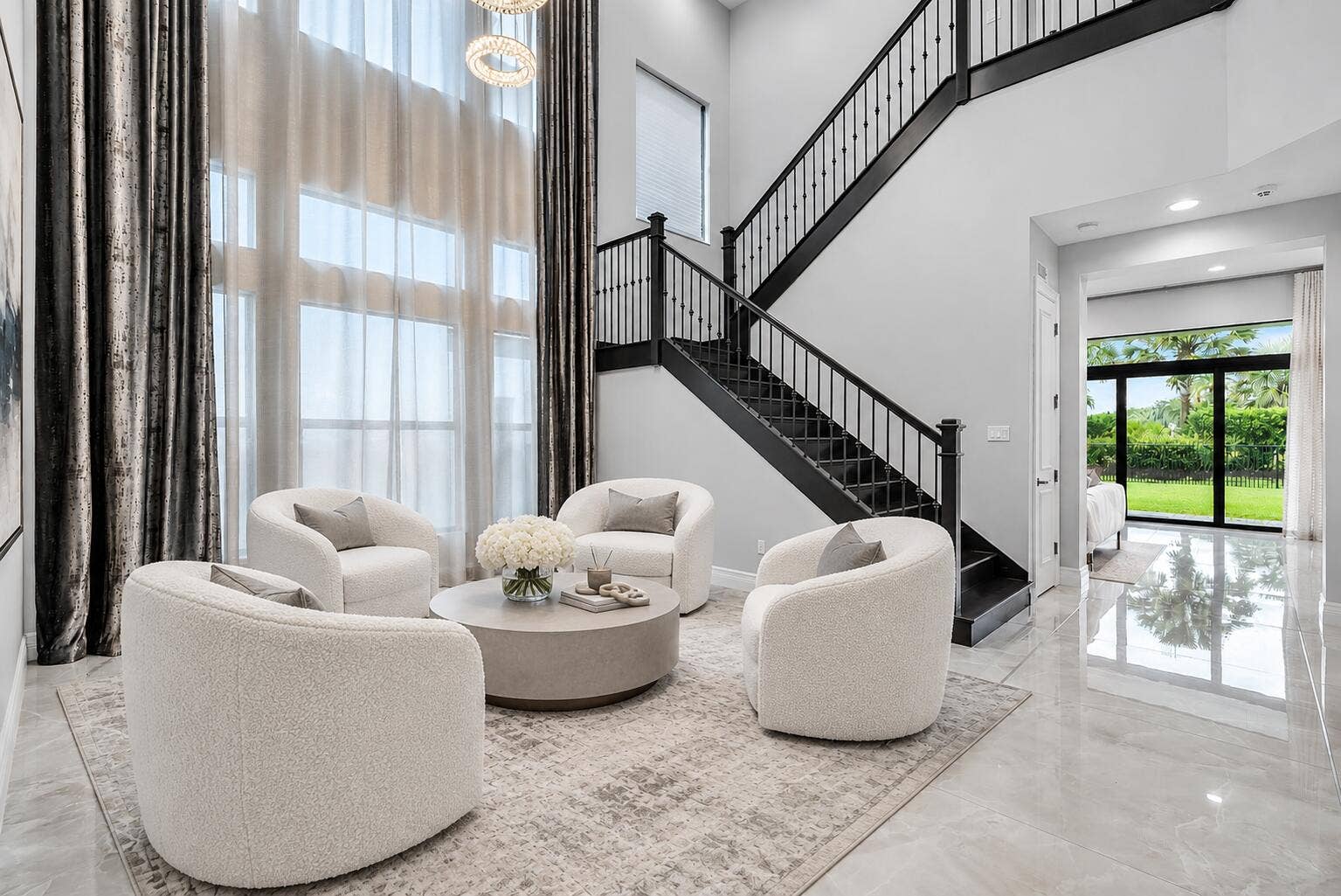 FOYER-STAGED