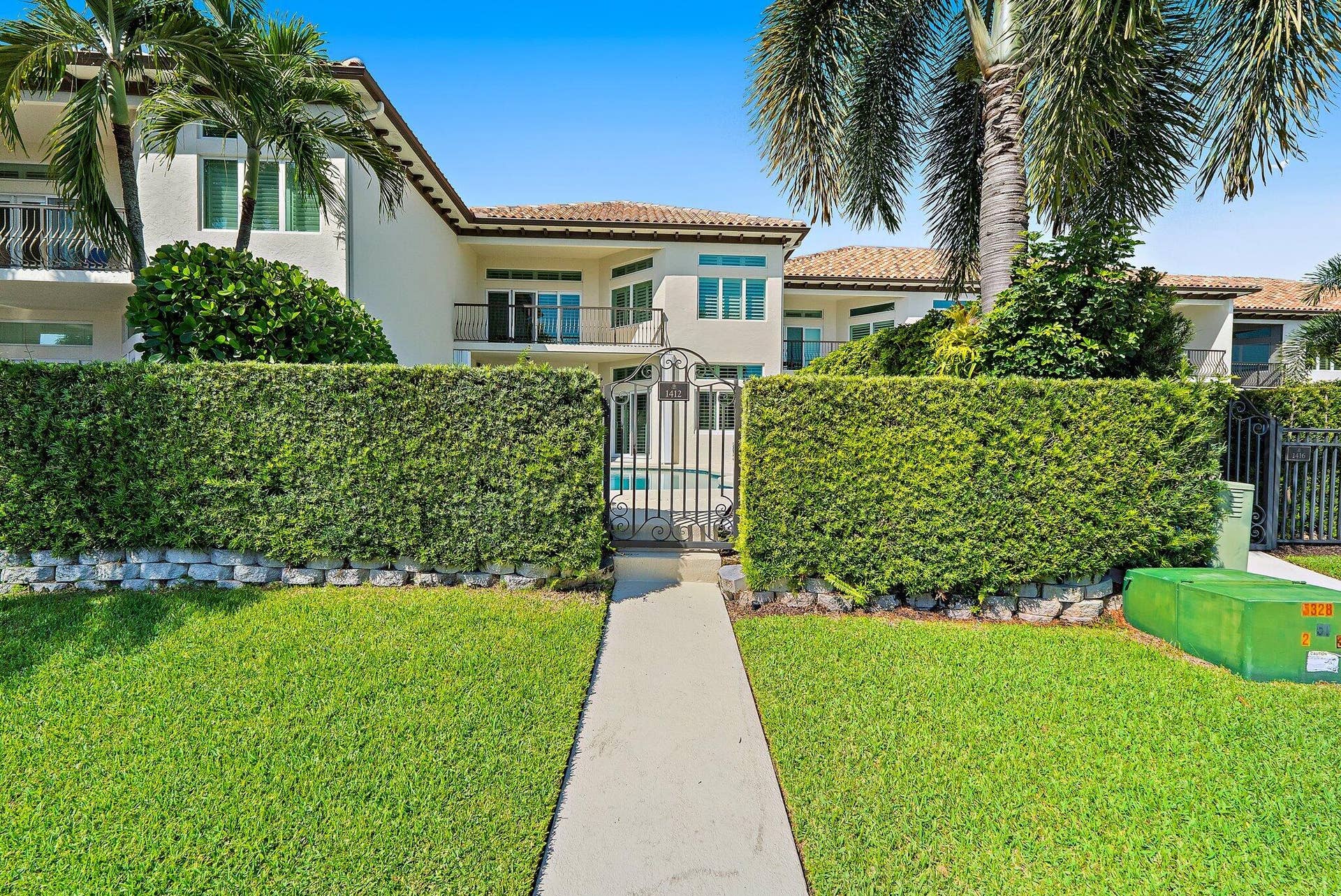 1412 HARBOUR POINT Drive, North Palm Beach, FL 33410 Rear Exterior