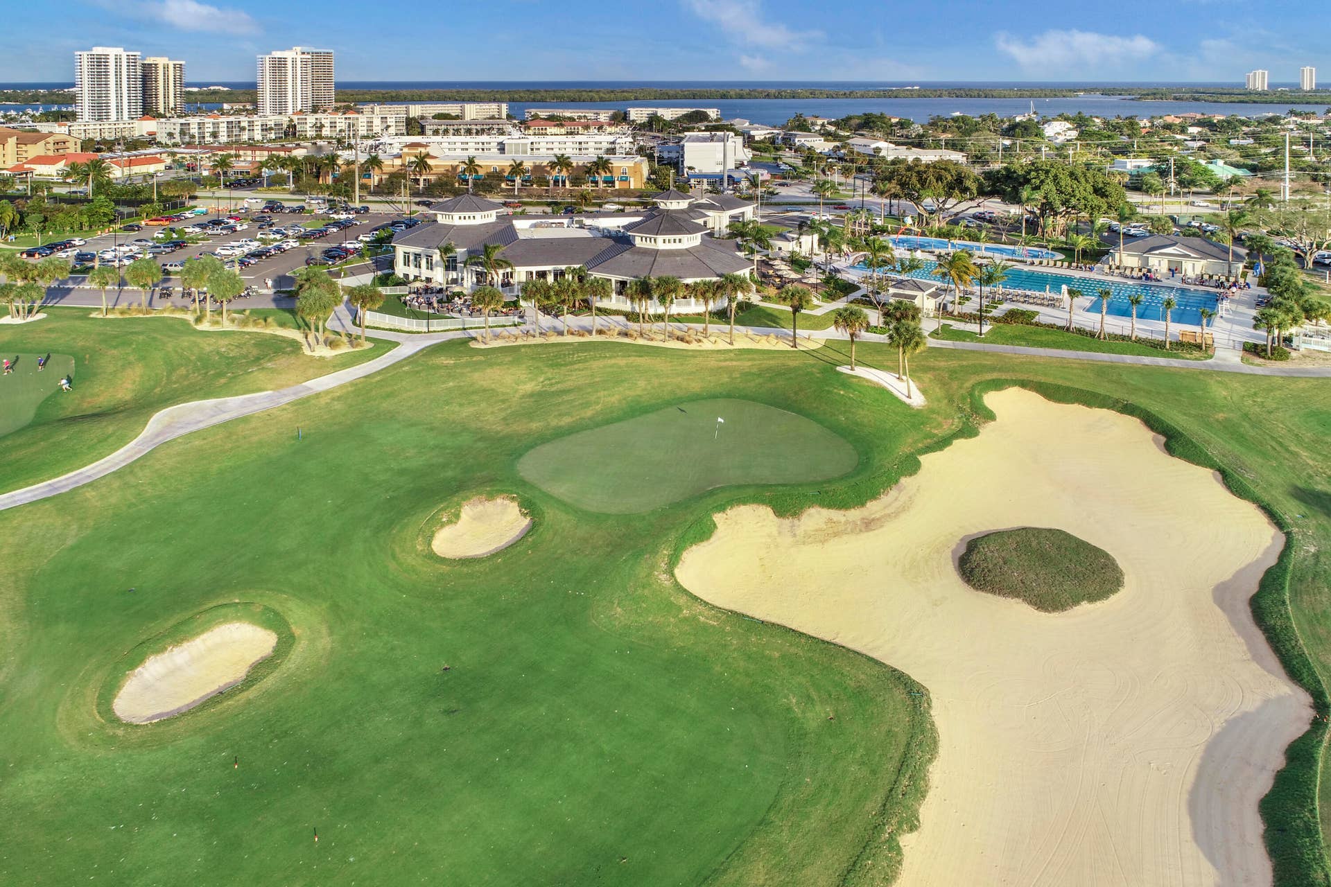 1412 HARBOUR POINT Drive, North Palm Beach, FL 33410 Jack Nicklaus golf