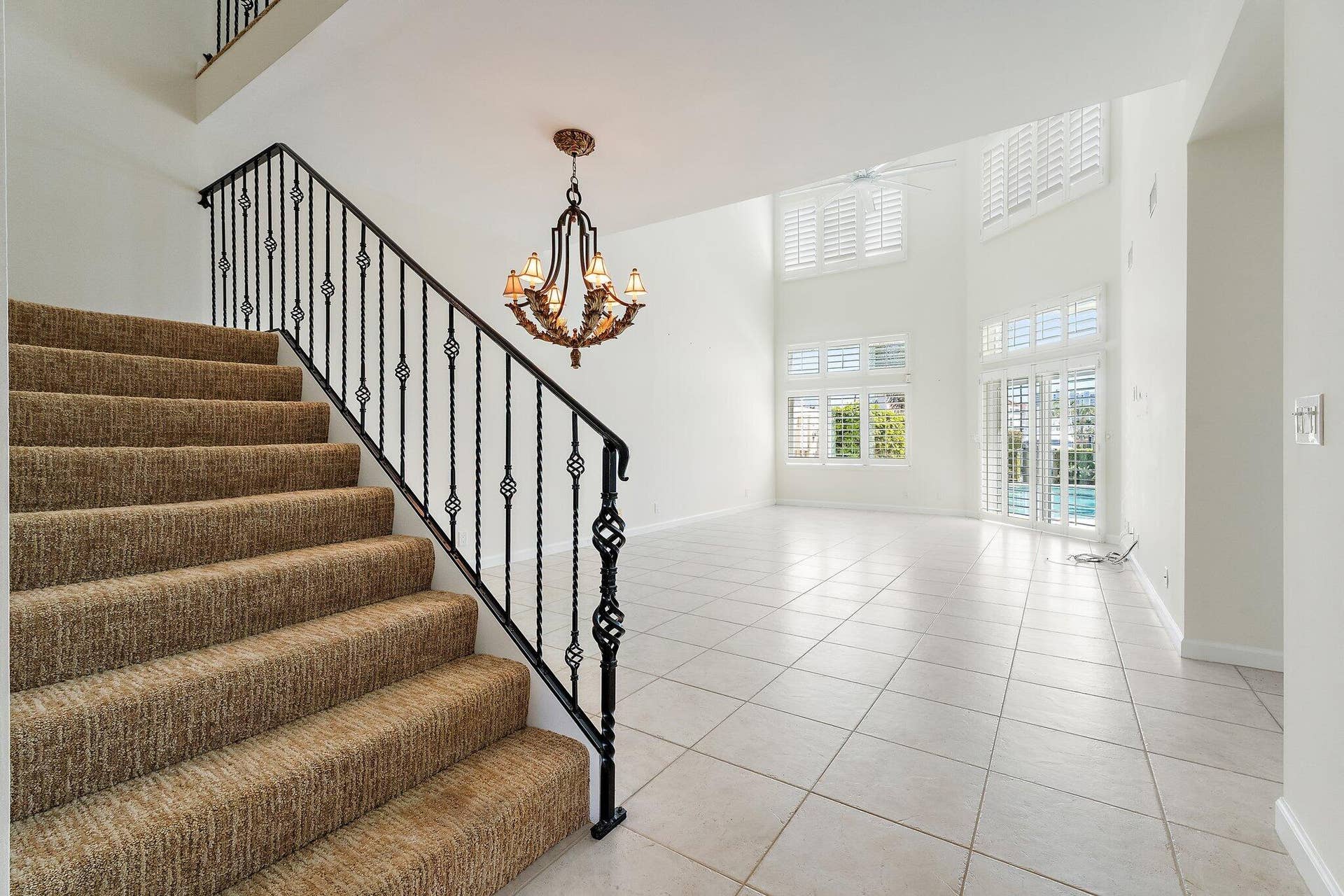 1412 HARBOUR POINT Drive, North Palm Beach, FL 33410 Entry Foyer