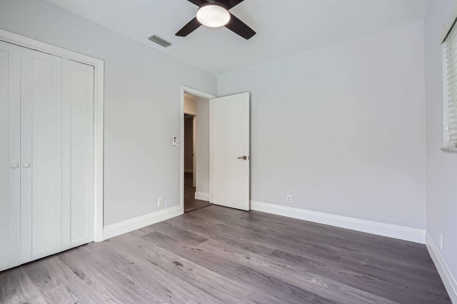 104 St Cloud Lane, Boca Raton, FL 33431 FAHMY PIC GUEST ROOM 1