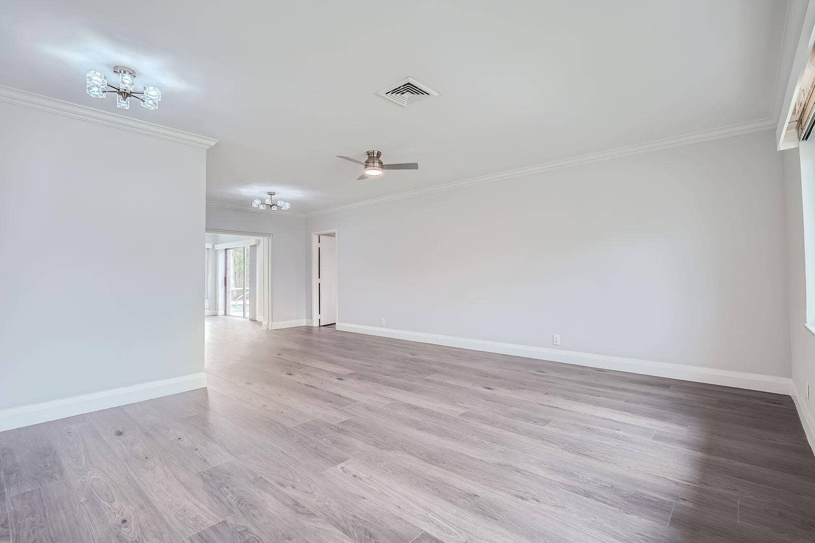 104 St Cloud Lane, Boca Raton, FL 33431 FAHMY PIC LIVING ROOM 1